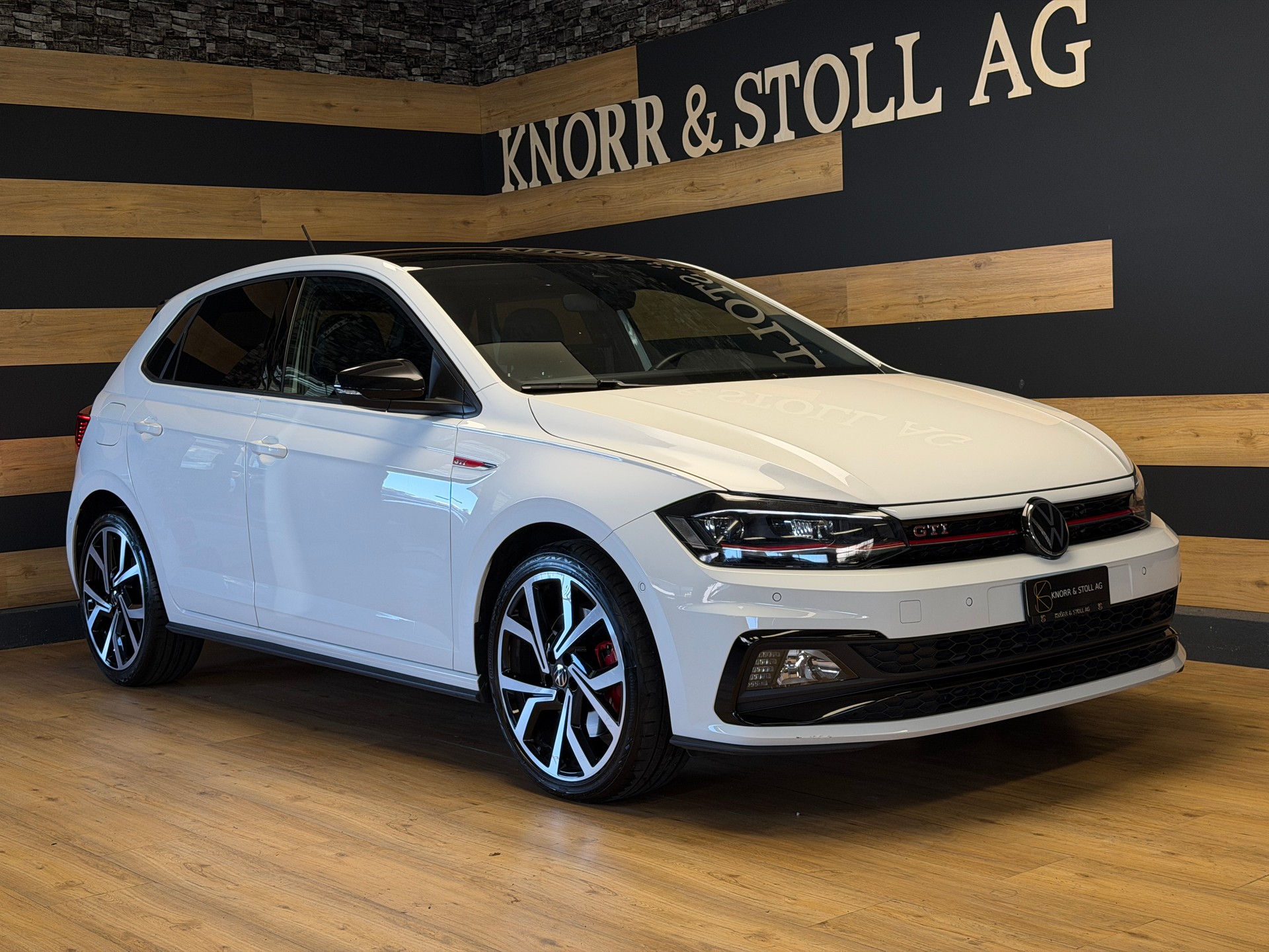 VW Polo 2.0 TSI GTI DSG-showroom-element-2