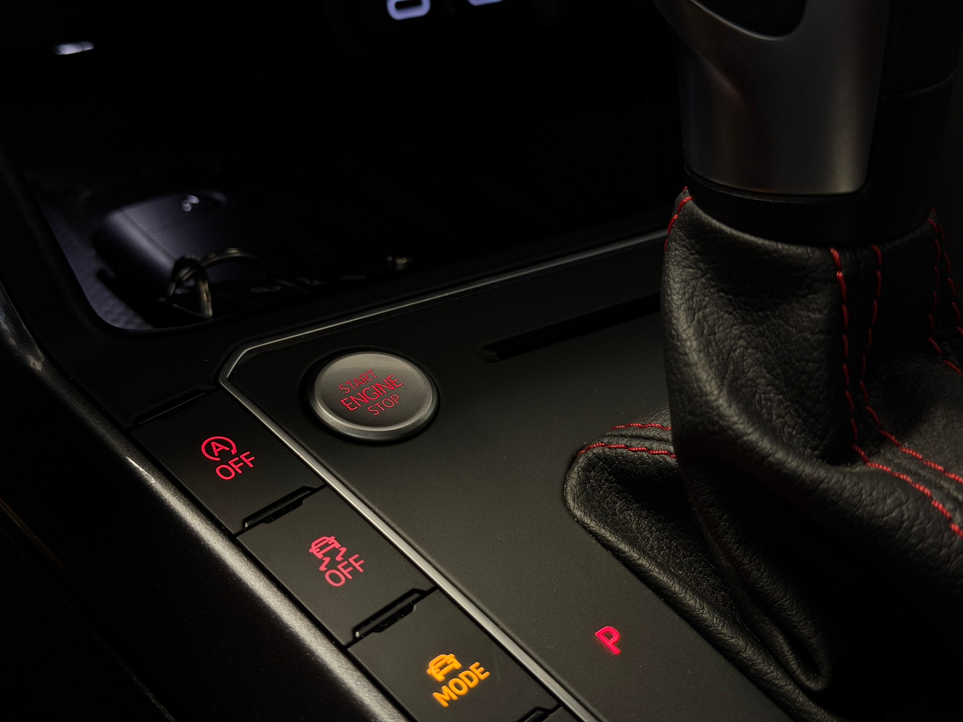 VW Polo 2.0 TSI GTI DSG-image-17