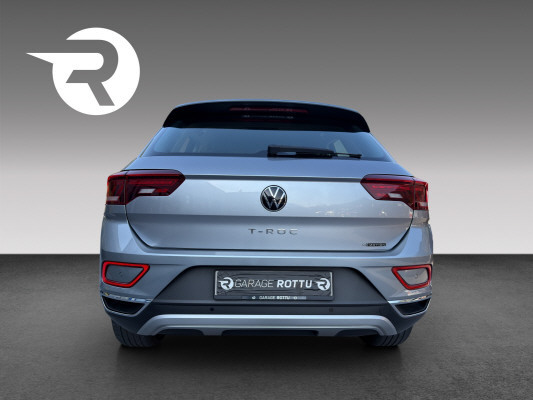 VW T-Roc 2.0 TSI Style 4M-image-4