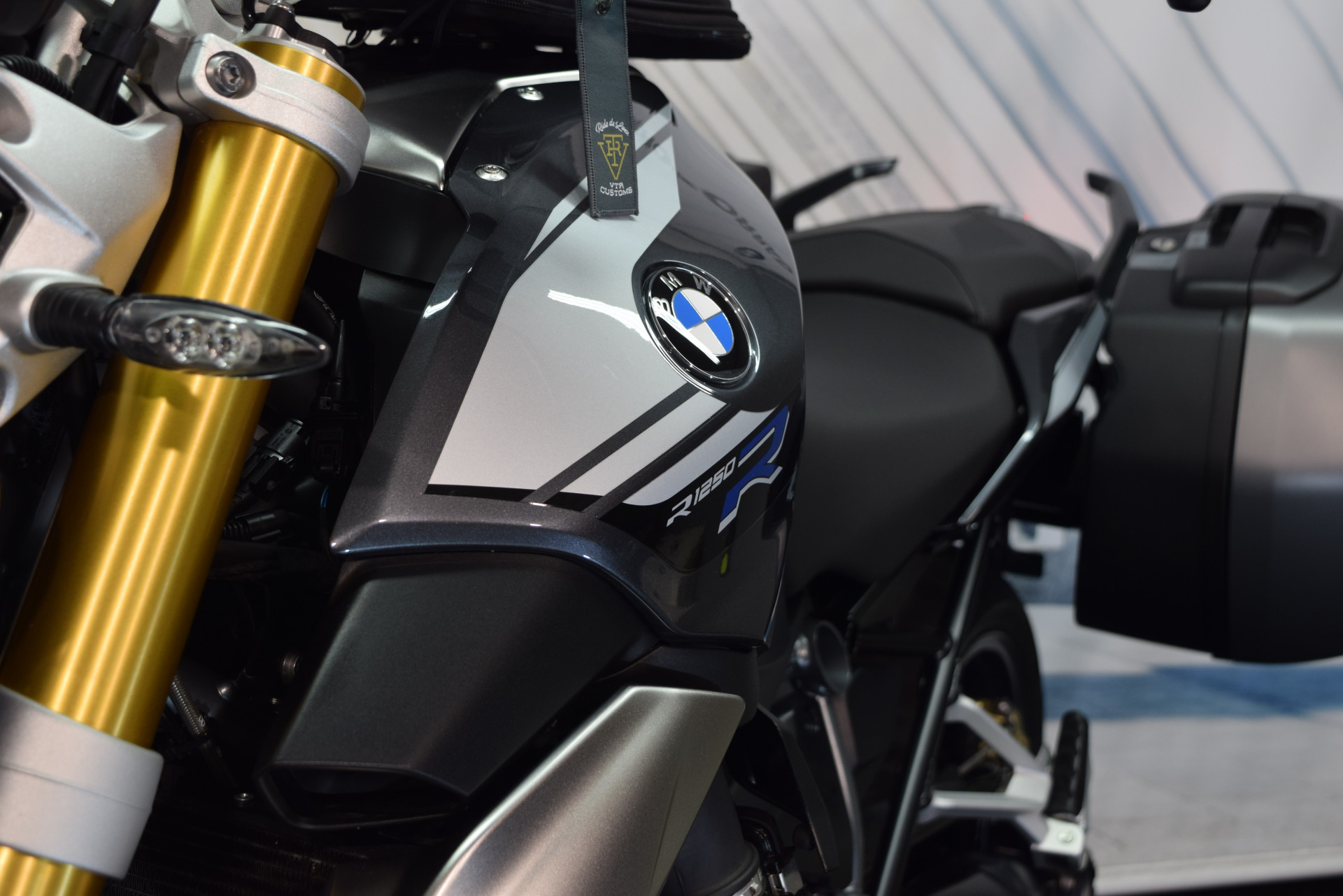 BMW R 1250 R Exclusive inkl. Seitenkoffer & Tankrucksack-image-9