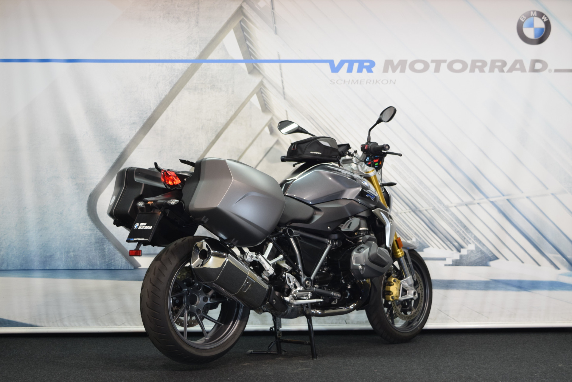 BMW R 1250 R Exclusive inkl. Seitenkoffer & Tankrucksack-showroom-element-2