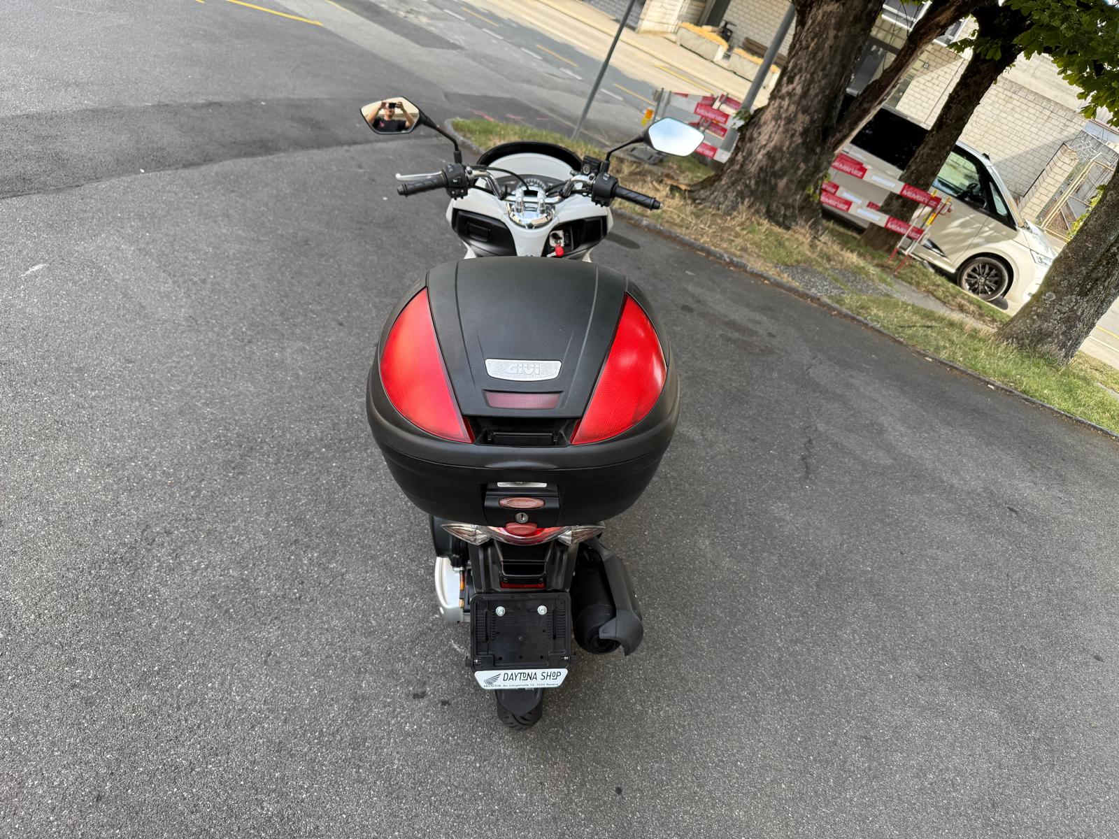 HONDA PCX 125 i-image-8