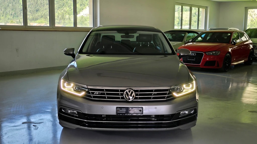 VW Passat 2.0 TDI R-Line Highline 4Motion