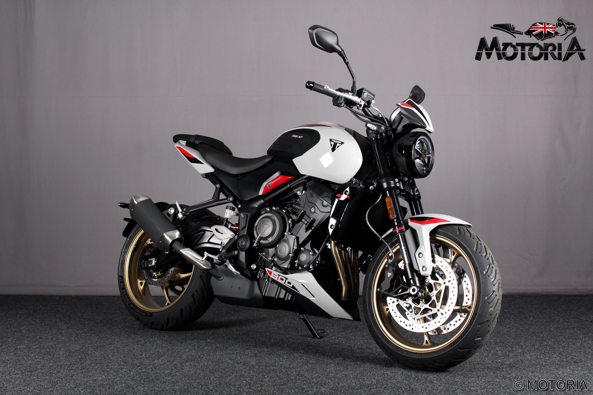 TRIUMPH Trident 800-image-0
