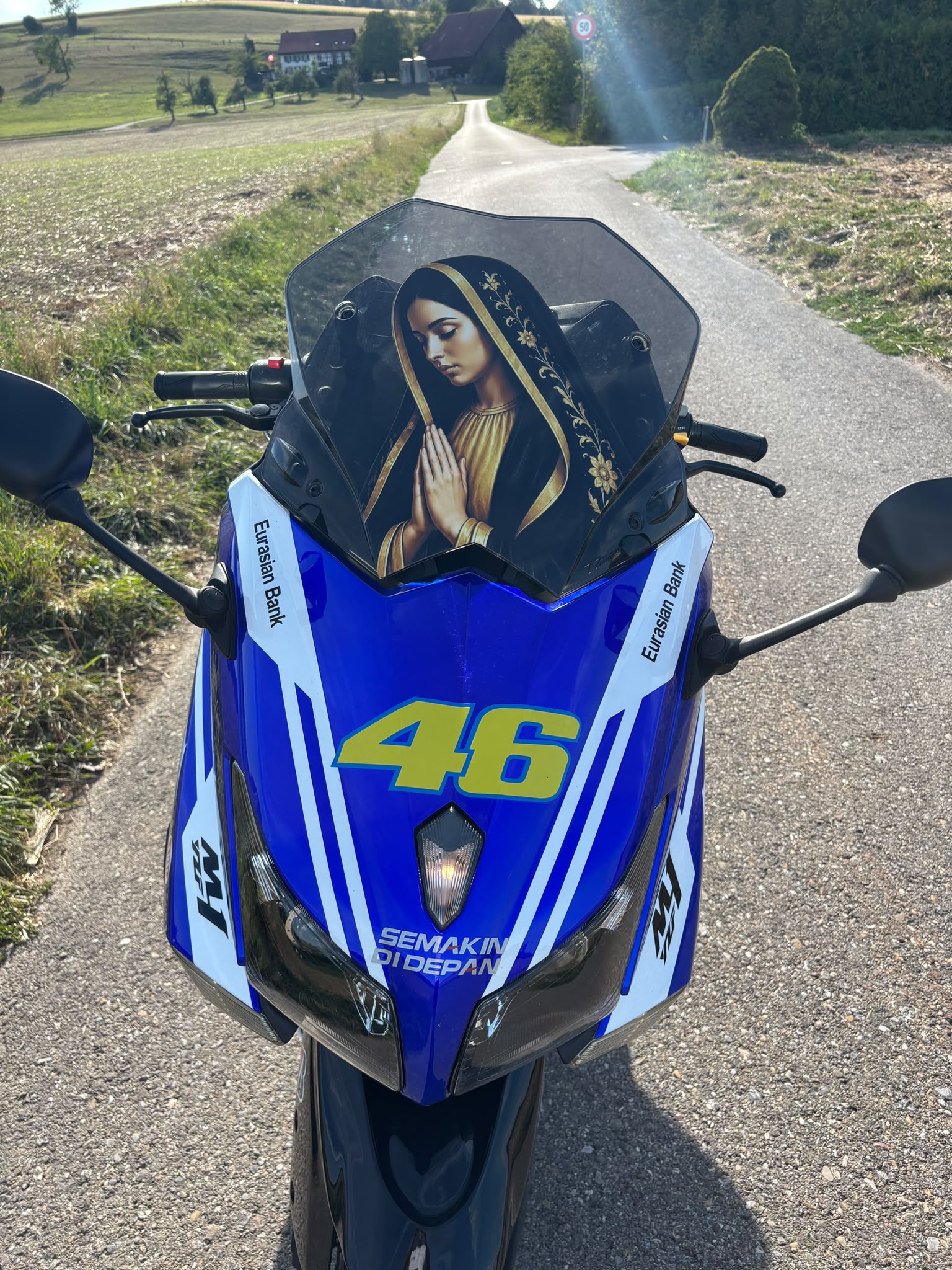 YAMAHA T-MAX XP 530 ABS-image-4