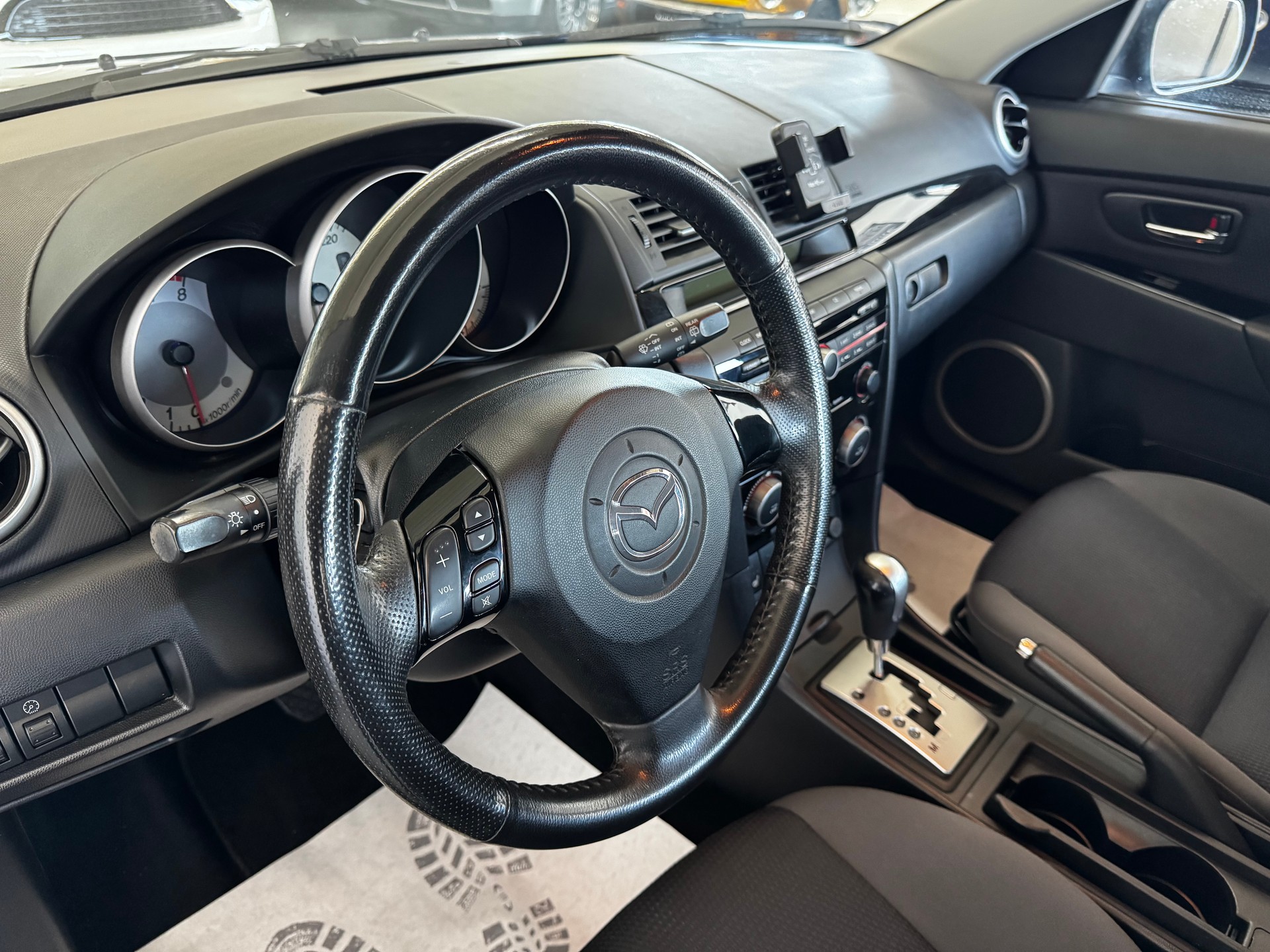MAZDA 3 1.6 16V Exclusive-image-13