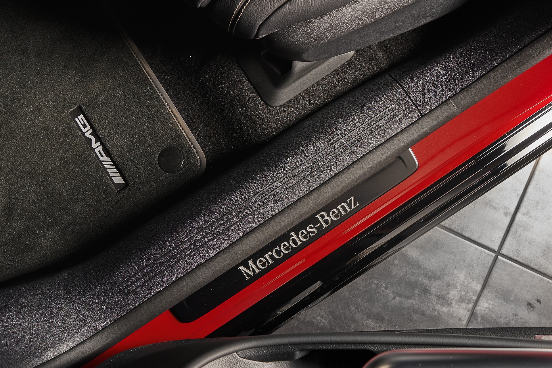 MERCEDES-BENZ CLA 220 8G-DCT 4Matic-image-15