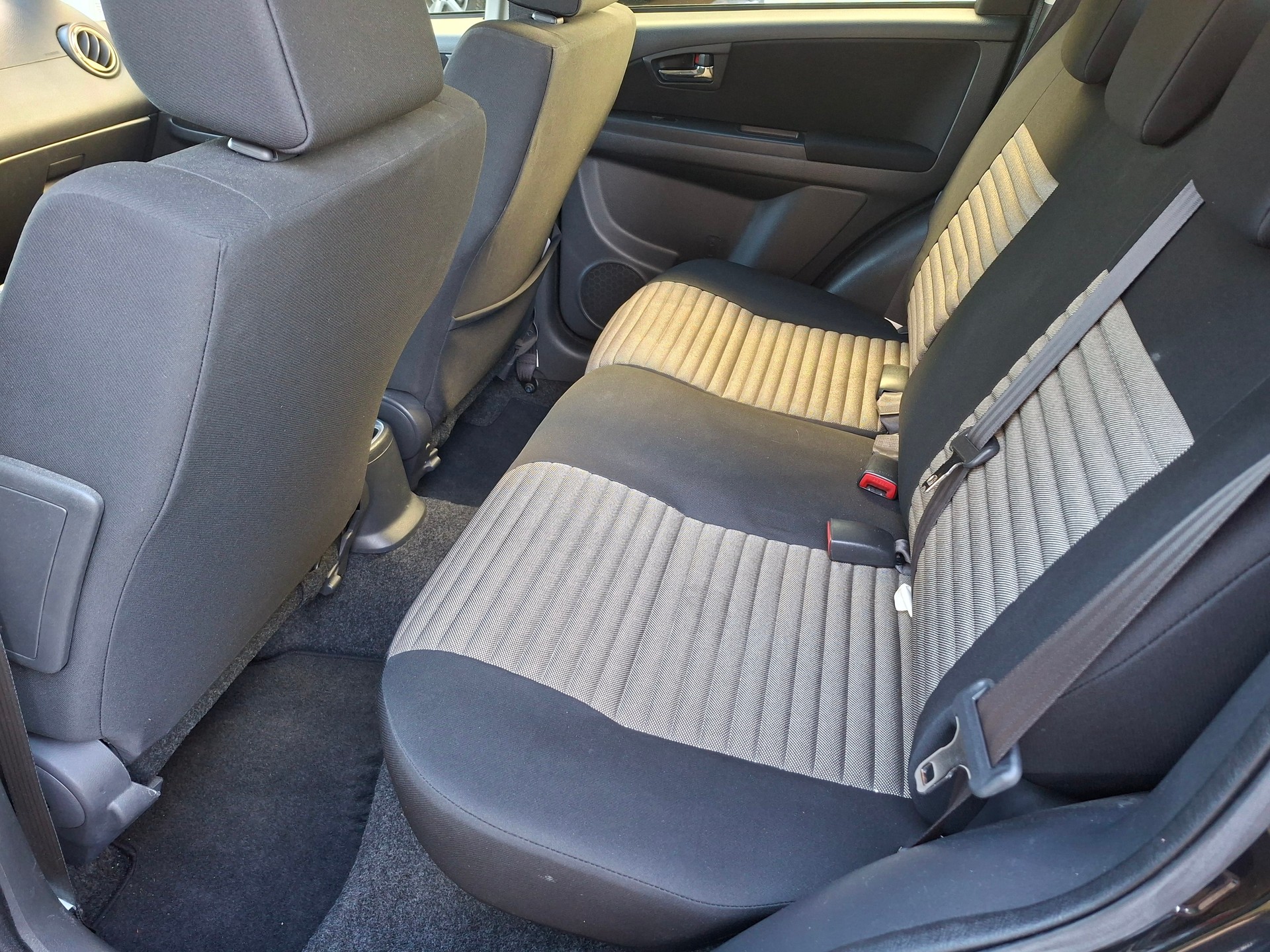 FIAT Sedici 2.0JTD 4WD Freestyle-image-9