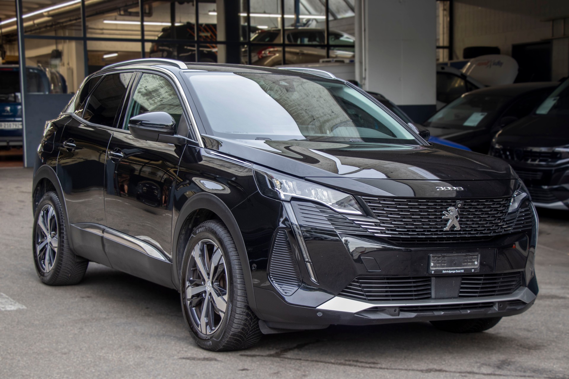 PEUGEOT 3008 1.2 PureTech Allure Pack EAT8-showroom-element-3