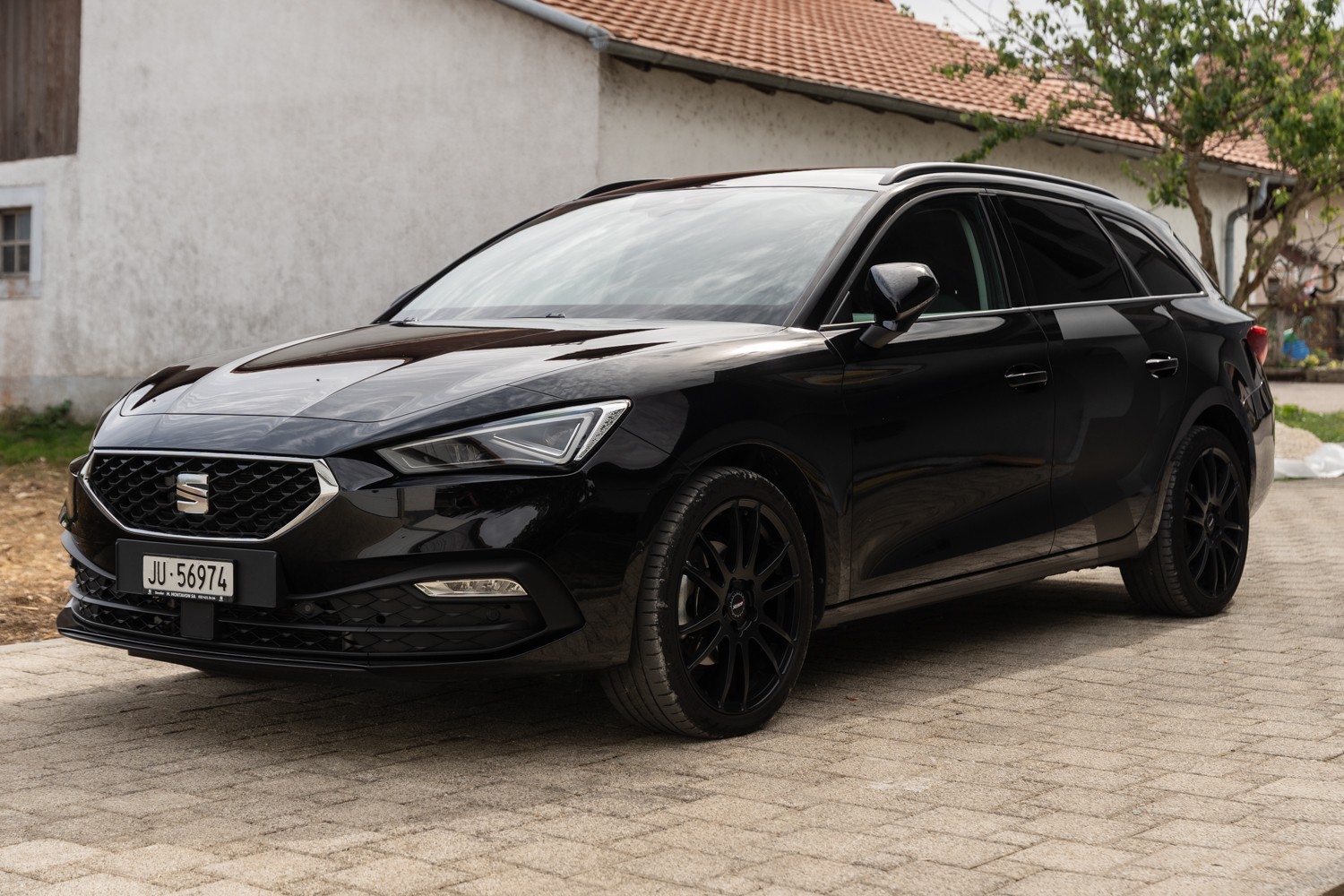SEAT SEAT Leon ST 1.5 eTSI mHEV DSG Business Edition