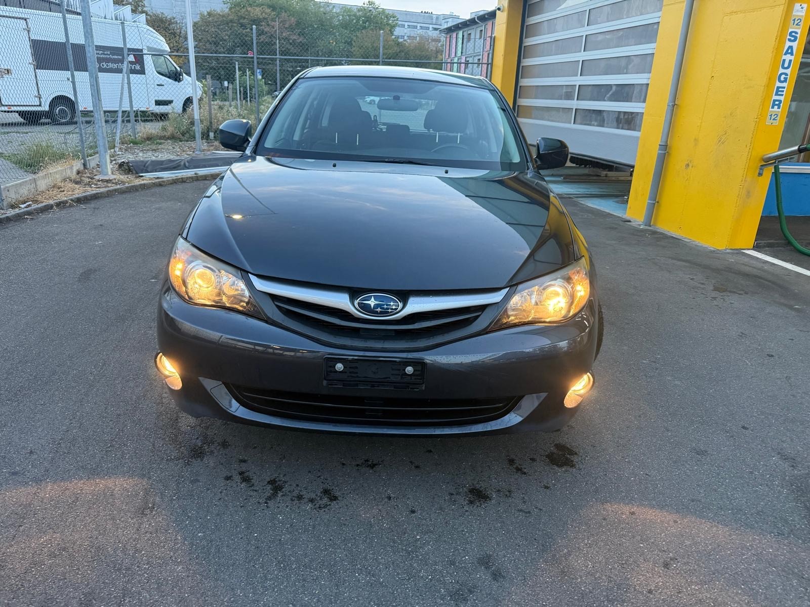SUBARU 2.0R AWD-showroom-element-3