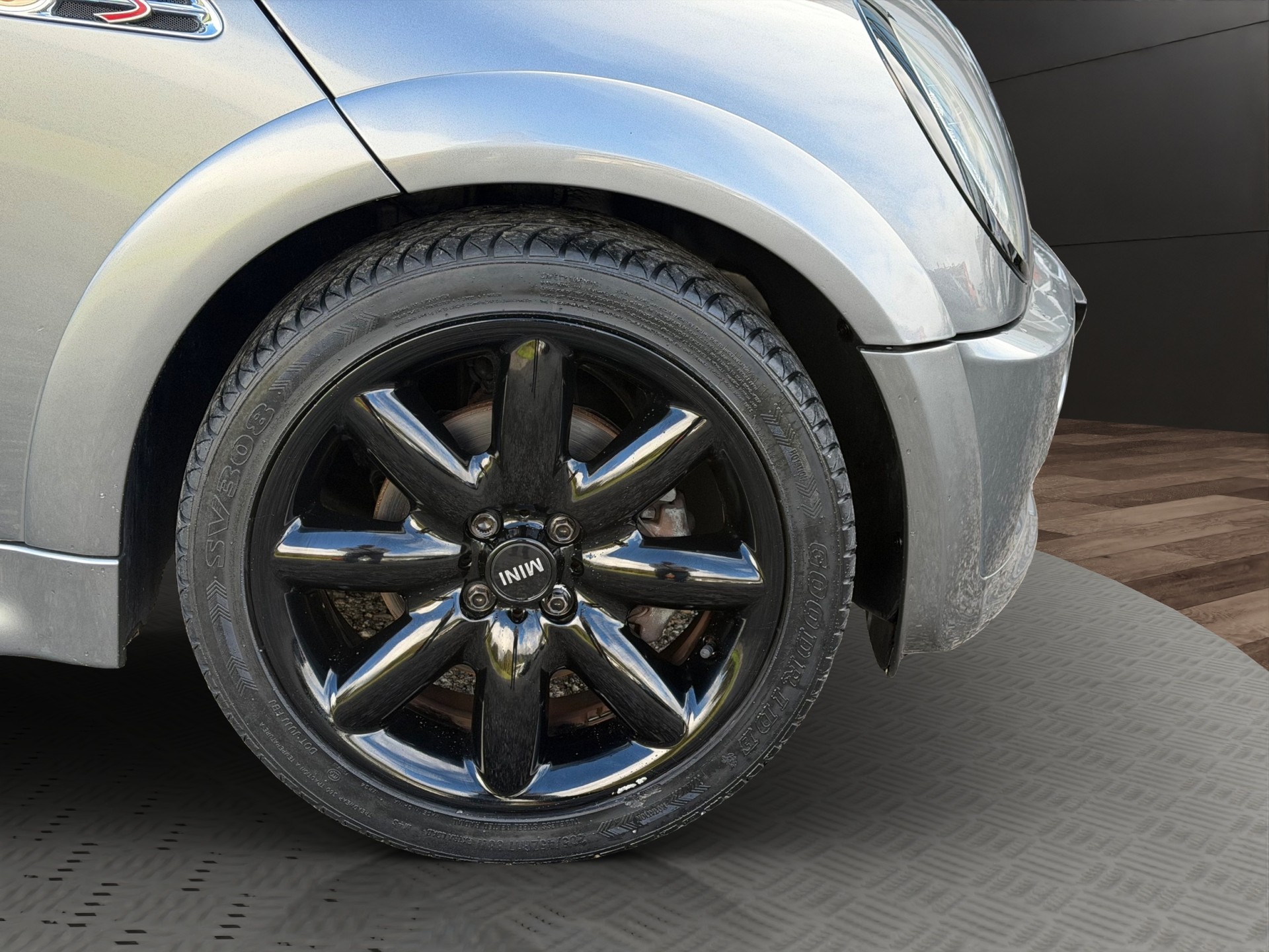 MINI Mini Cooper S-image-18
