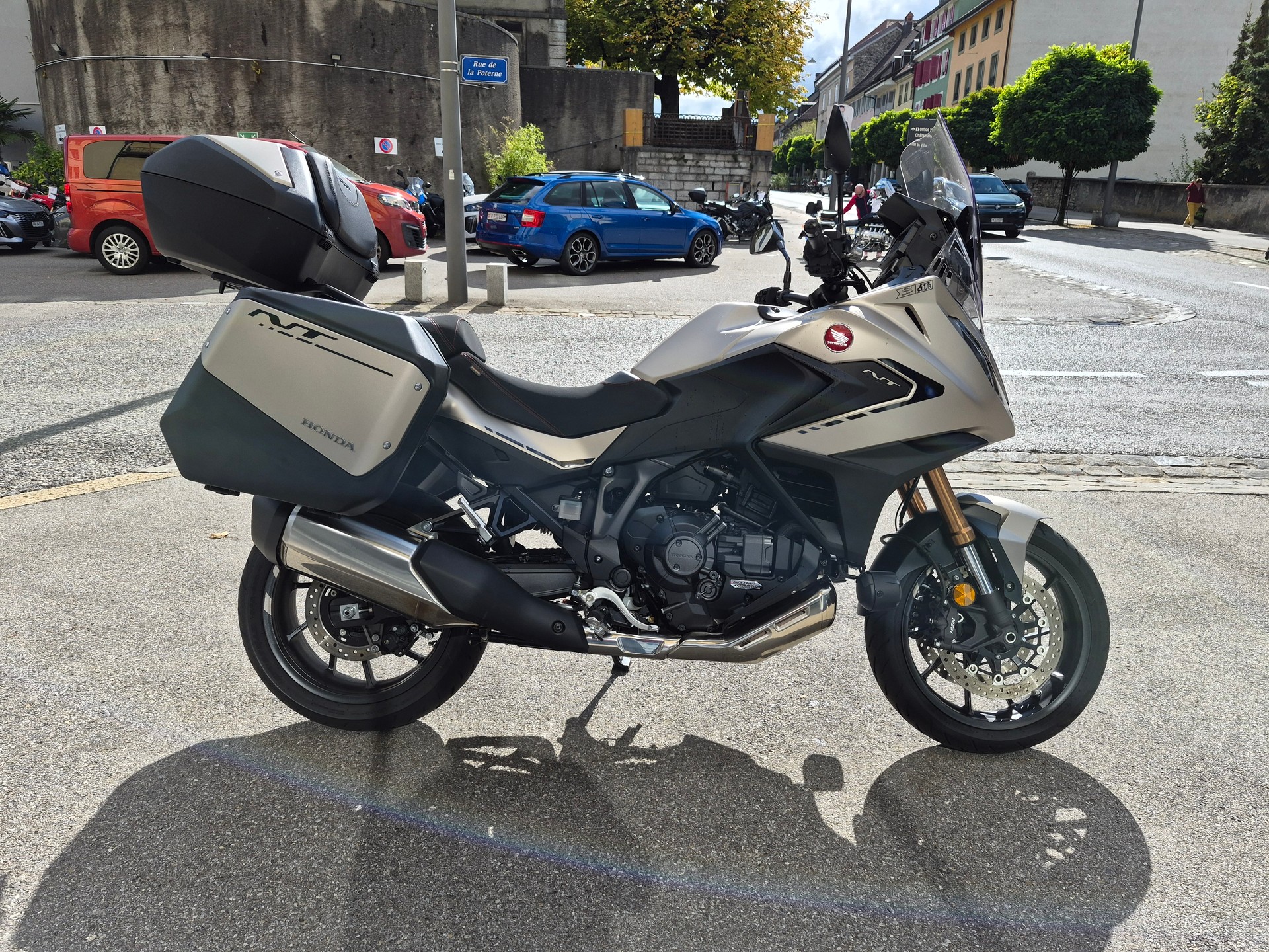 HONDA NT 1100 DCT E.S.-image-1