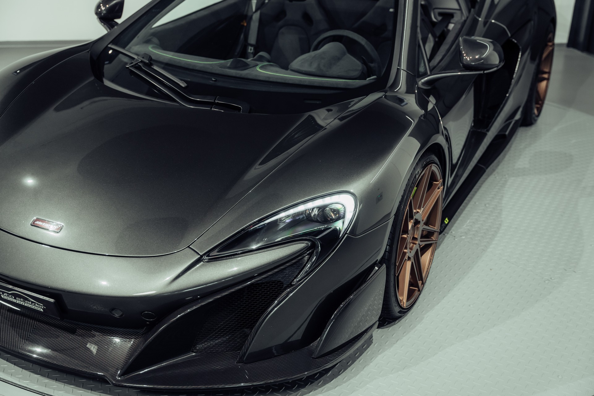 McLAREN 675LT Spider 3.8 V8 SSG-image-7