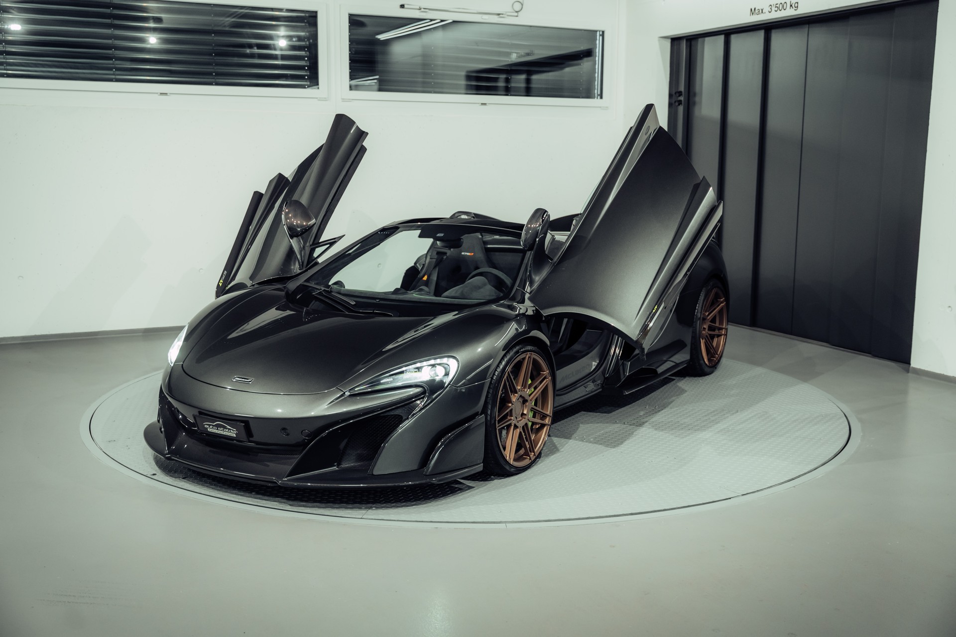 McLAREN 675LT Spider 3.8 V8 SSG