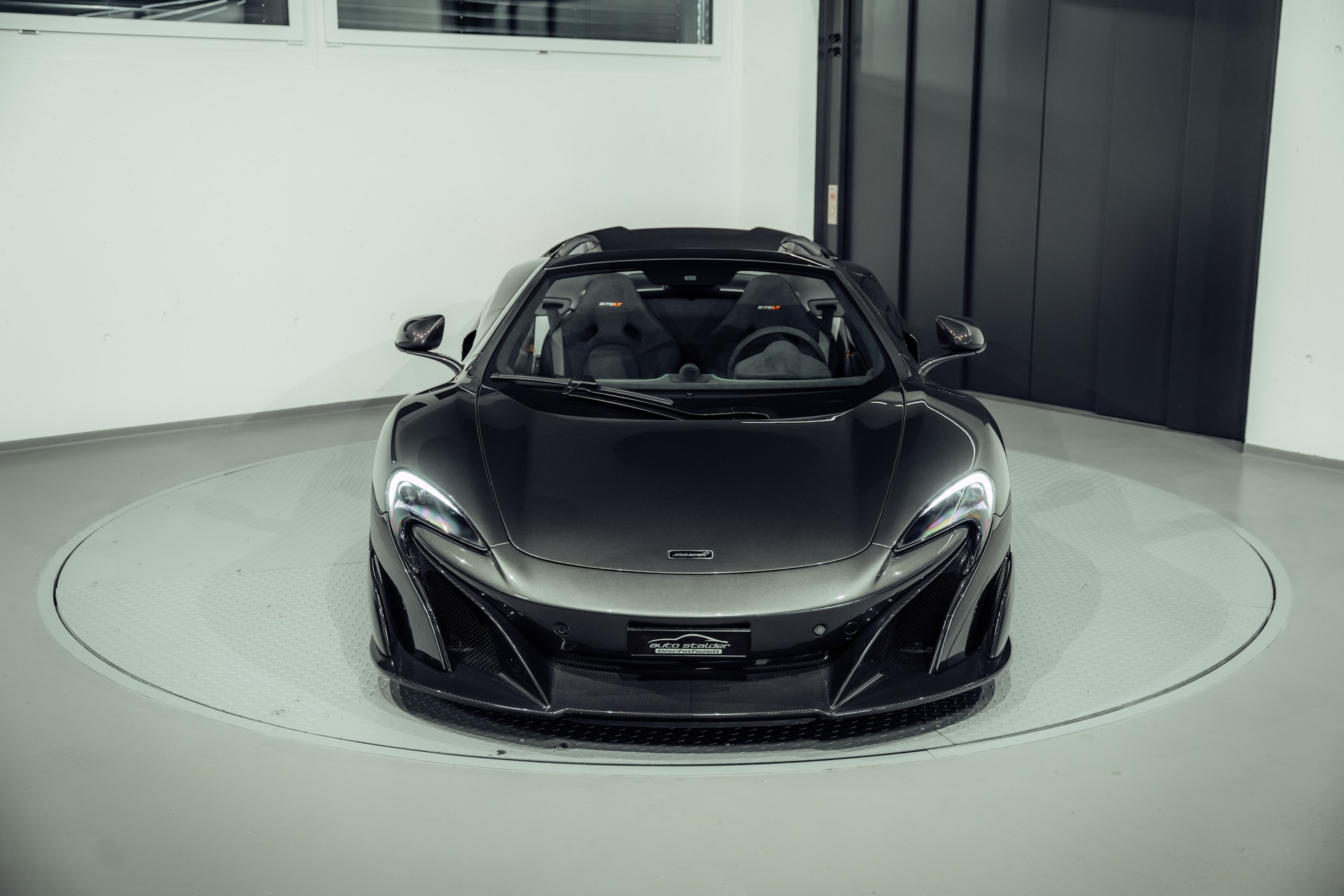 McLAREN 675LT Spider 3.8 V8 SSG-image-6