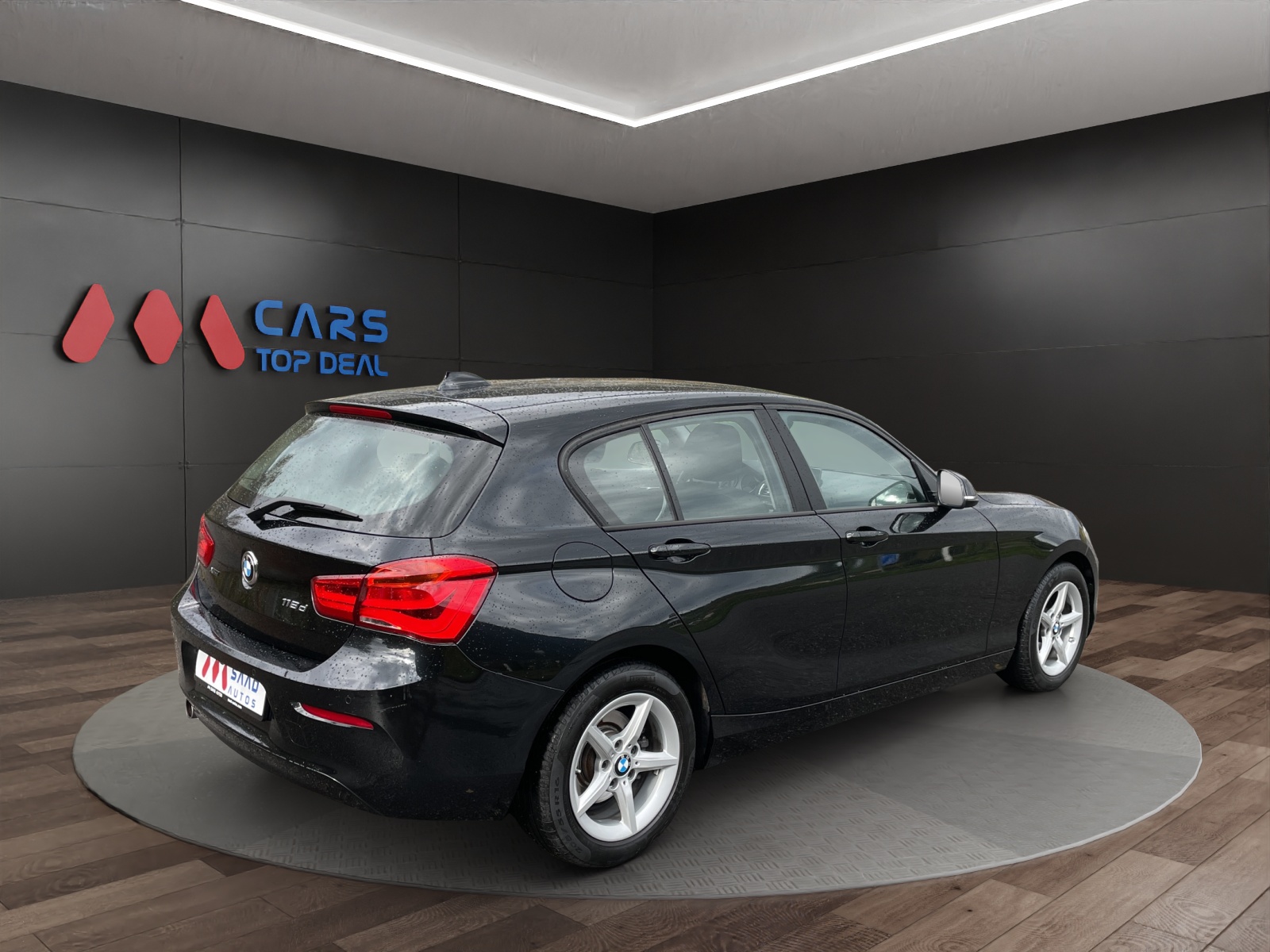 BMW 118d xDrive [Expertise du jour + Garantie 12 mois + Service & Immat. Offerts]-image-5