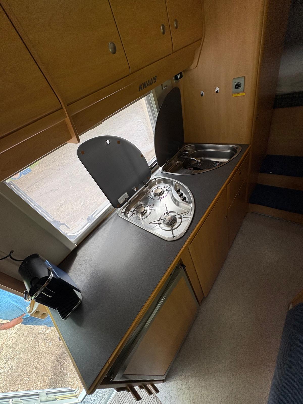 KNAUS Sun Traveller 708 G-image-6