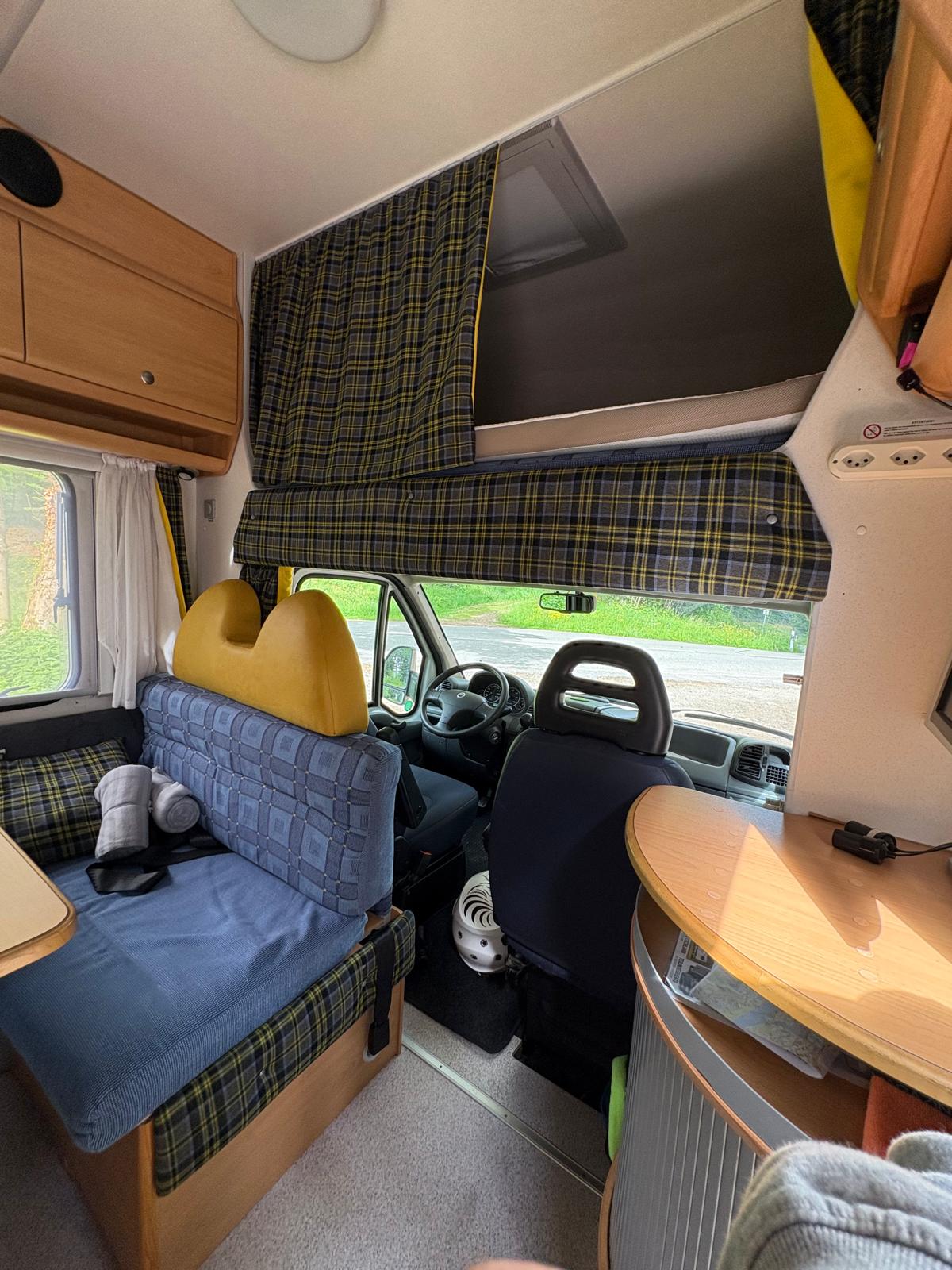 KNAUS Sun Traveller 708 G-image-2