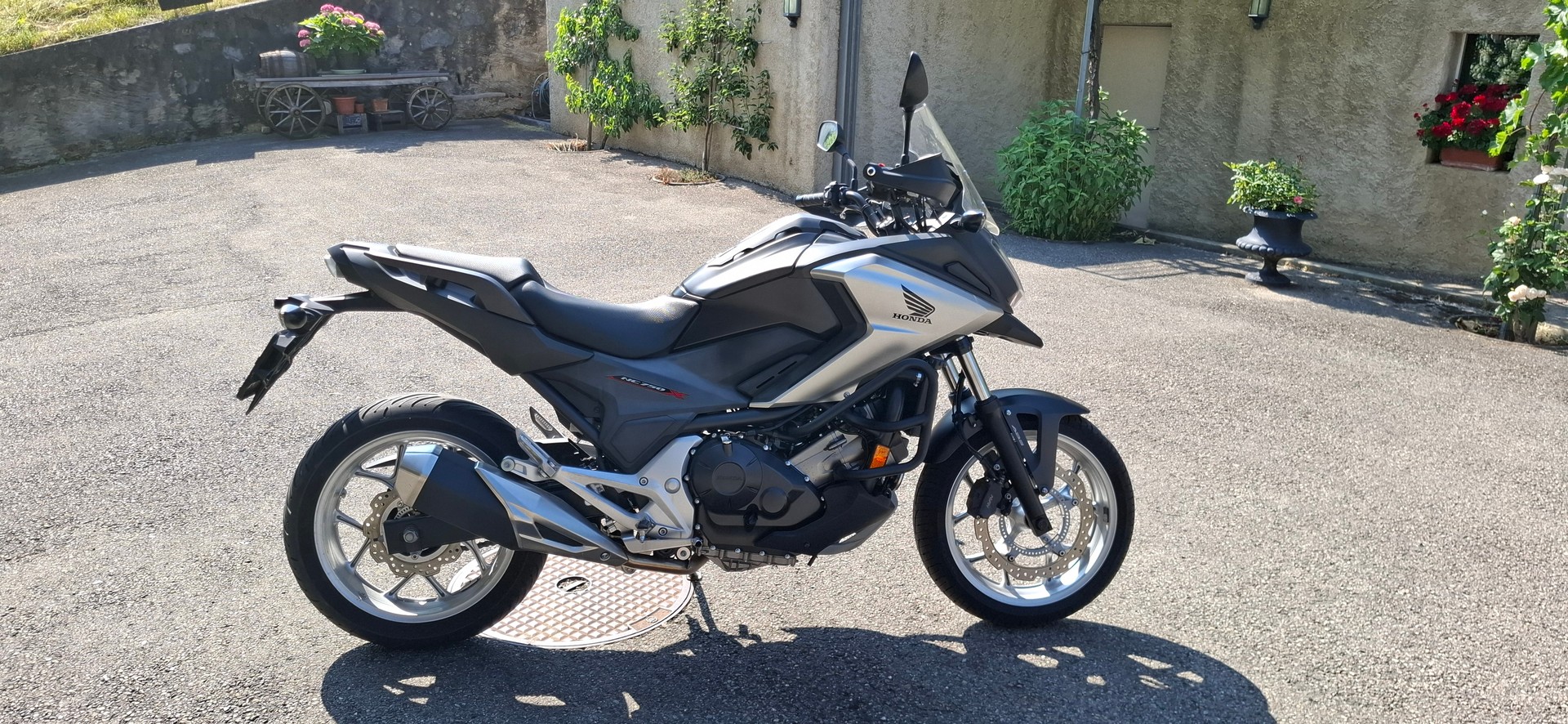 HONDA NC 750 XA ABS-image-0