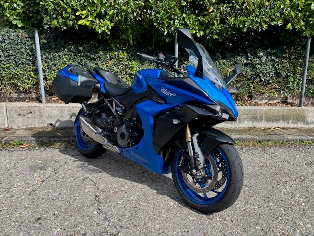 SUZUKI GSX-S 1000 GT Travel-image-1