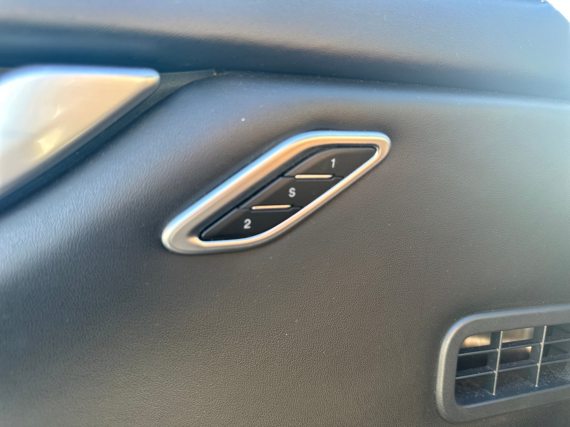 MASERATI Ghibli S Q4 3.0 V6 Automatica-image-13