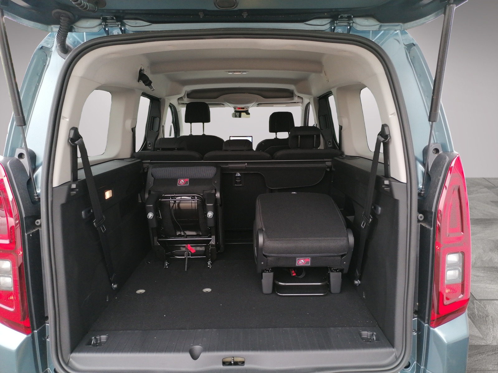 FIAT Doblo Kaw. L2 1.5 BlueHDI 130-image-7