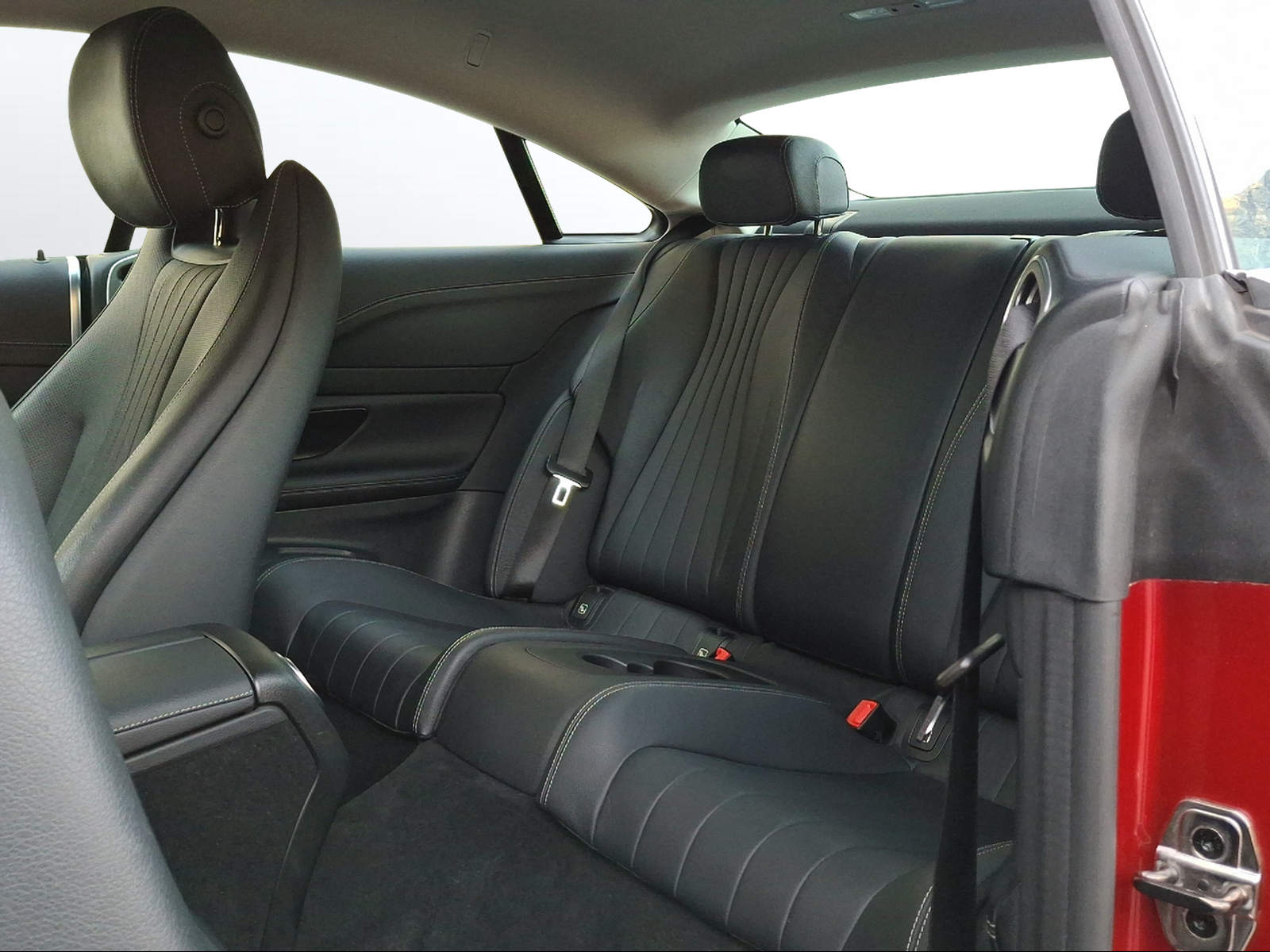 MERCEDES-BENZ E 450 Coupé Avantgarde 4 Matic 9G-Tronic-image-11
