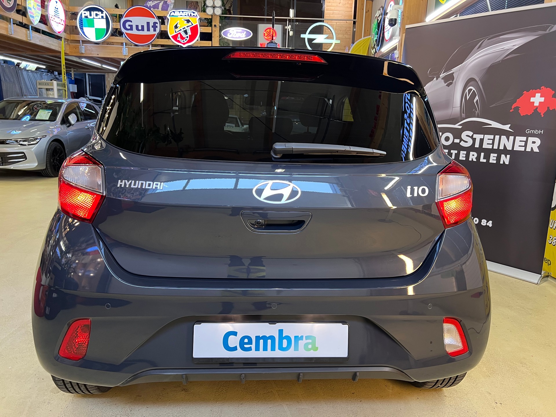 HYUNDAI i10 1.2 "BENZINER CH WAGEN" + SITZHEIZUNG + ALUFELGEN + VIEL ZUBEHÖR + SAUBER + GEPFLEGT. !! NUR 6`800 KM !!-image-27
