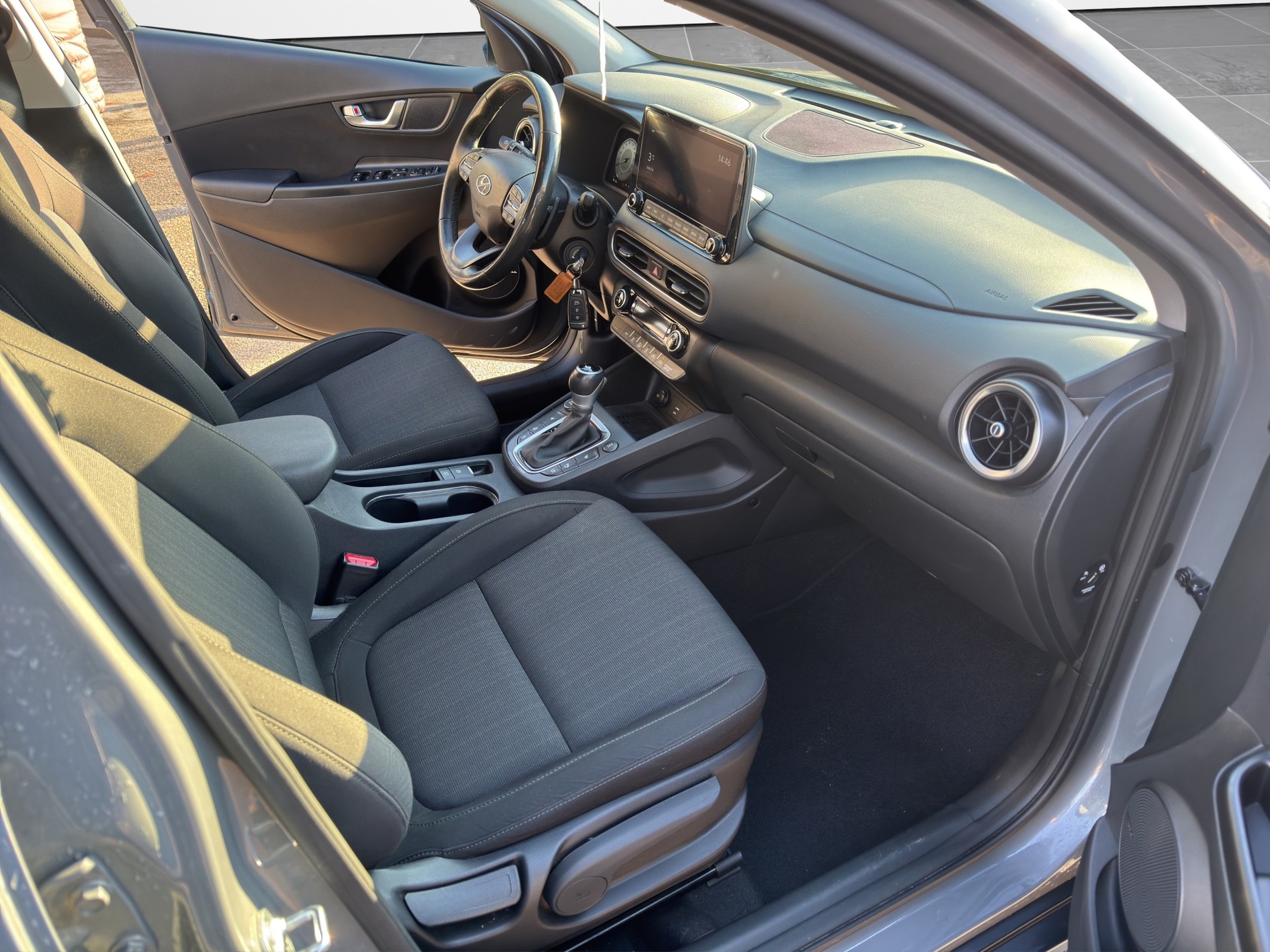 HYUNDAI Kona 1.6 T-GDi Amplia 4WD DCT-image-8