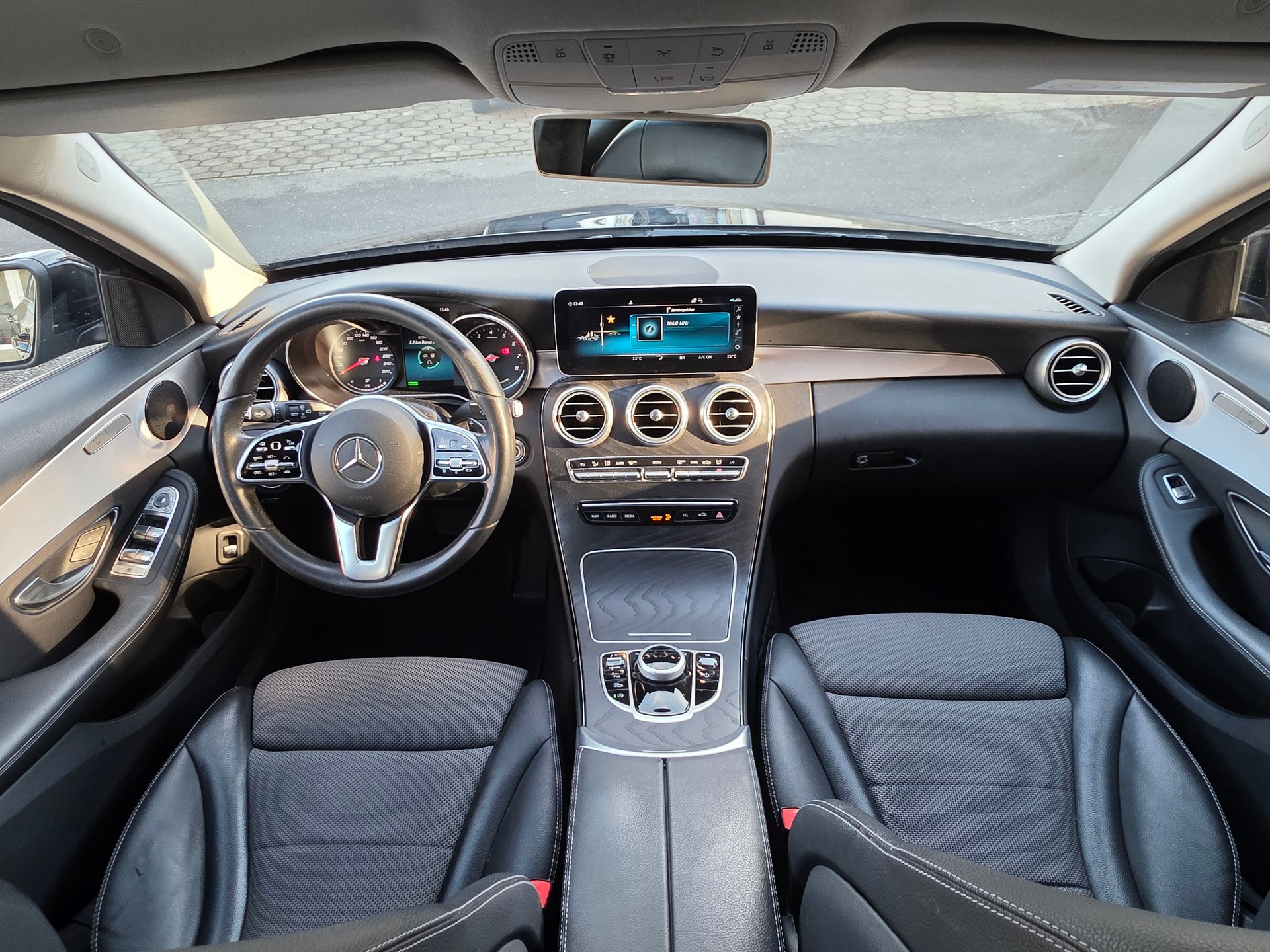 MERCEDES-BENZ C 200 Avantgarde 9G-Tronic-image-7