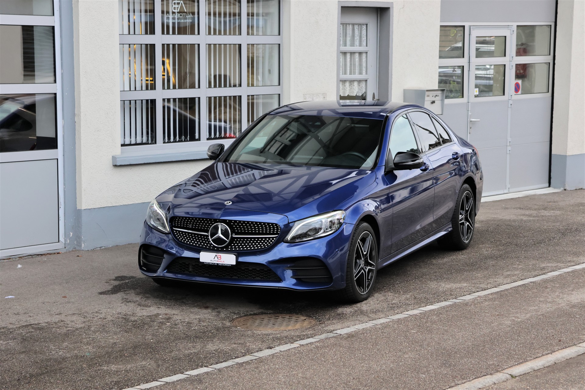 MERCEDES-BENZ C 220 d Swiss Star AMG Line 4Matic 9G-Tronic (CH)