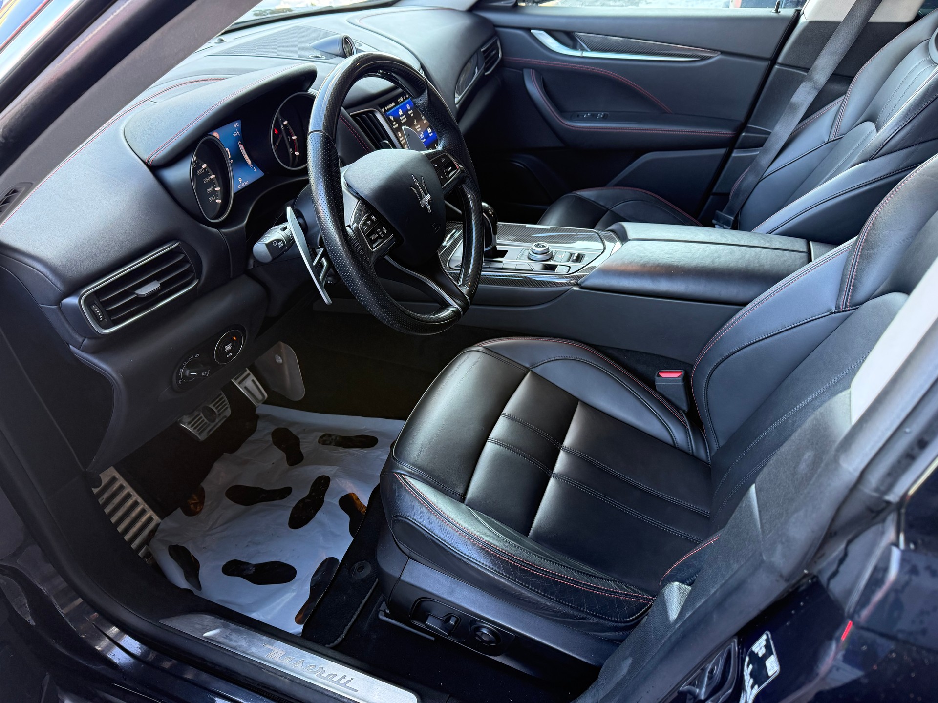 MASERATI Levante S 3.0 V6 GranSport Automatica-image-5