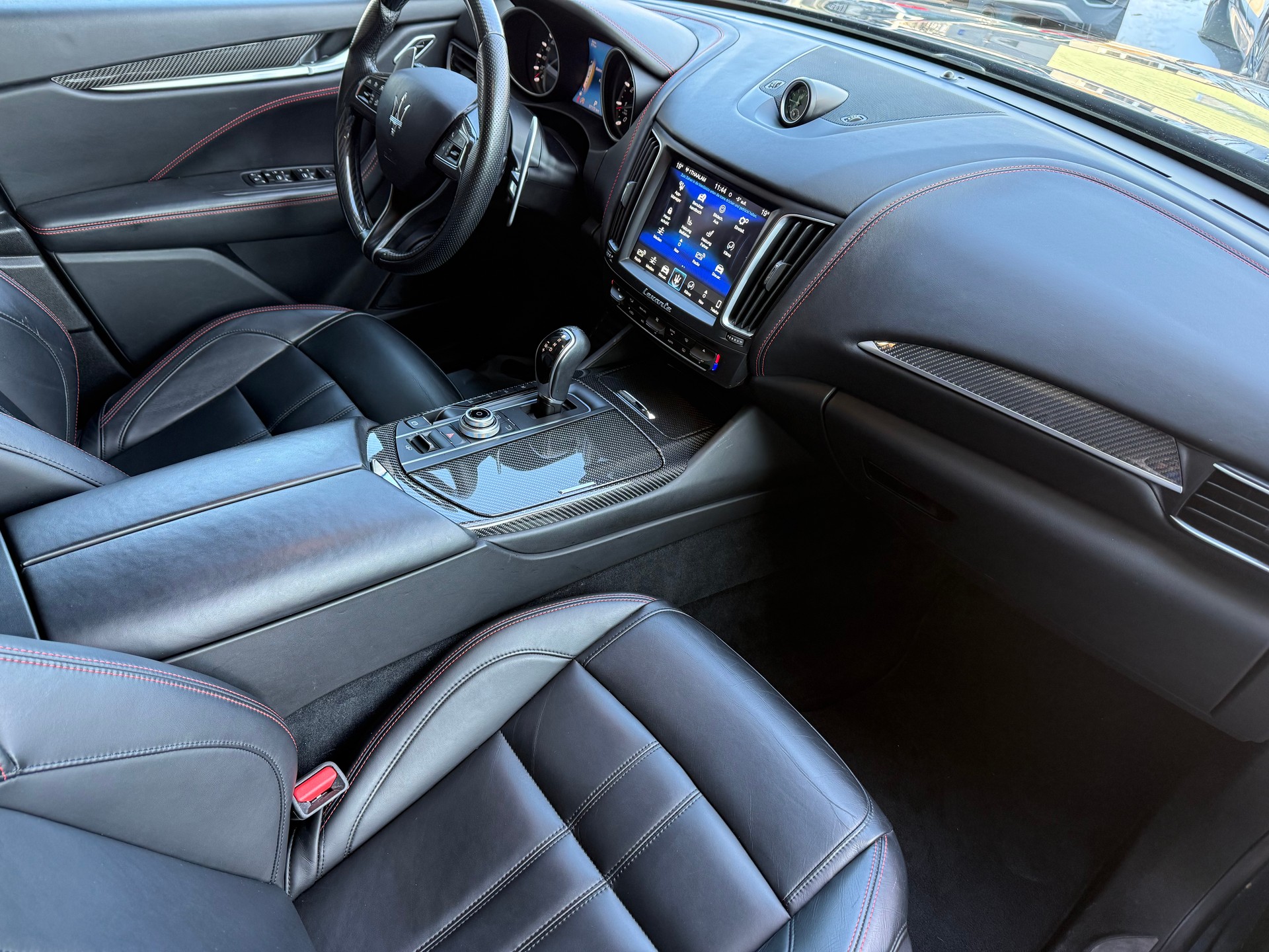 MASERATI Levante S 3.0 V6 GranSport Automatica-image-8