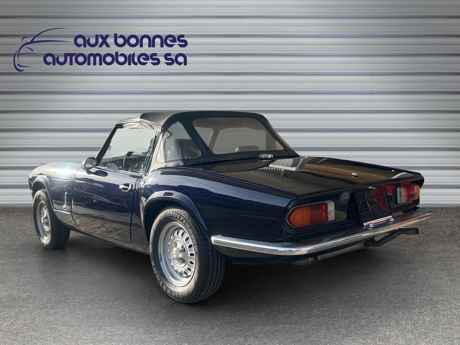 TRIUMPH Spitfire 1500-showroom-element-1