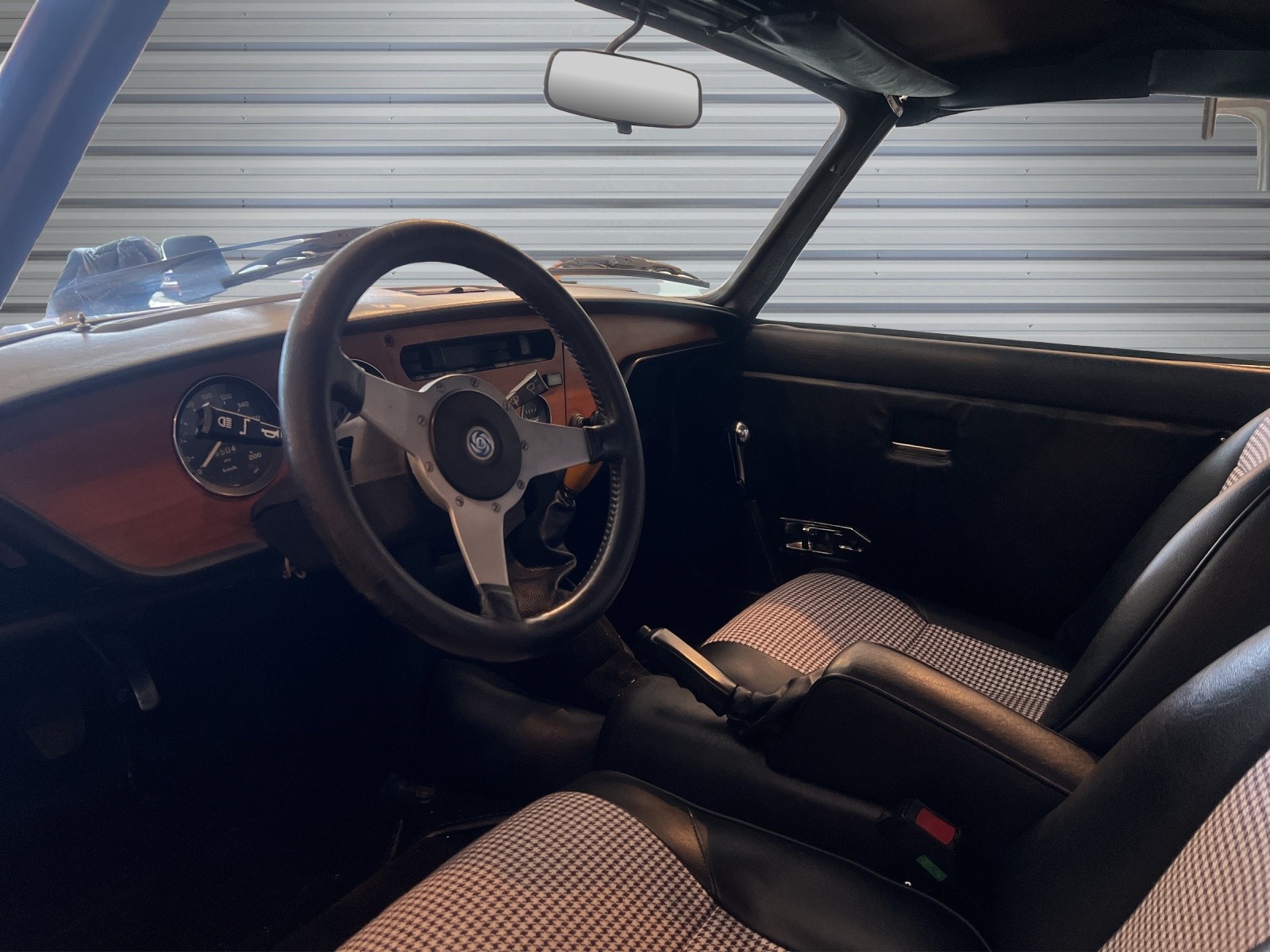 TRIUMPH Spitfire 1500-image-8
