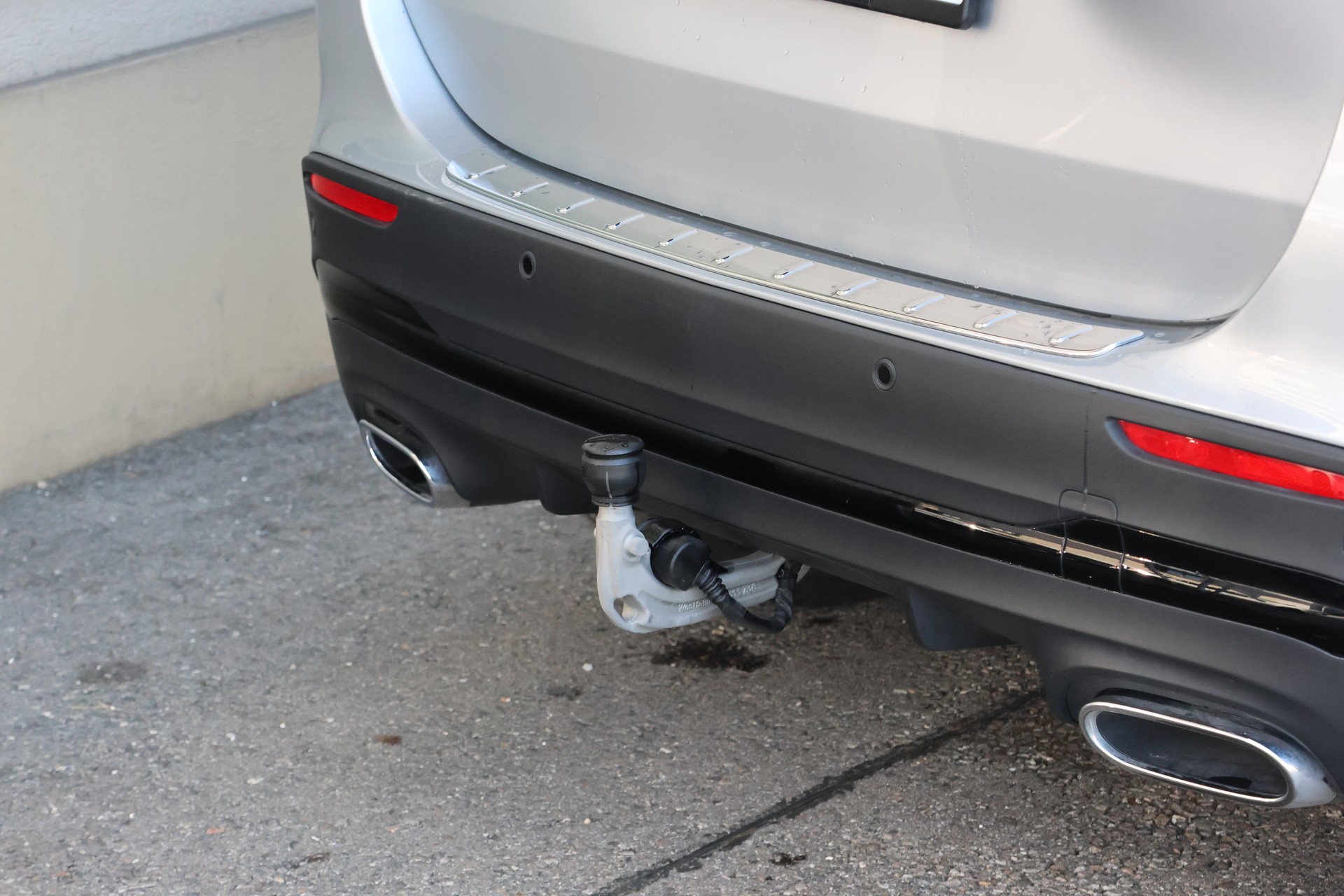 MERCEDES-BENZ GLA 220d 4Matic 8G-DCT-image-8