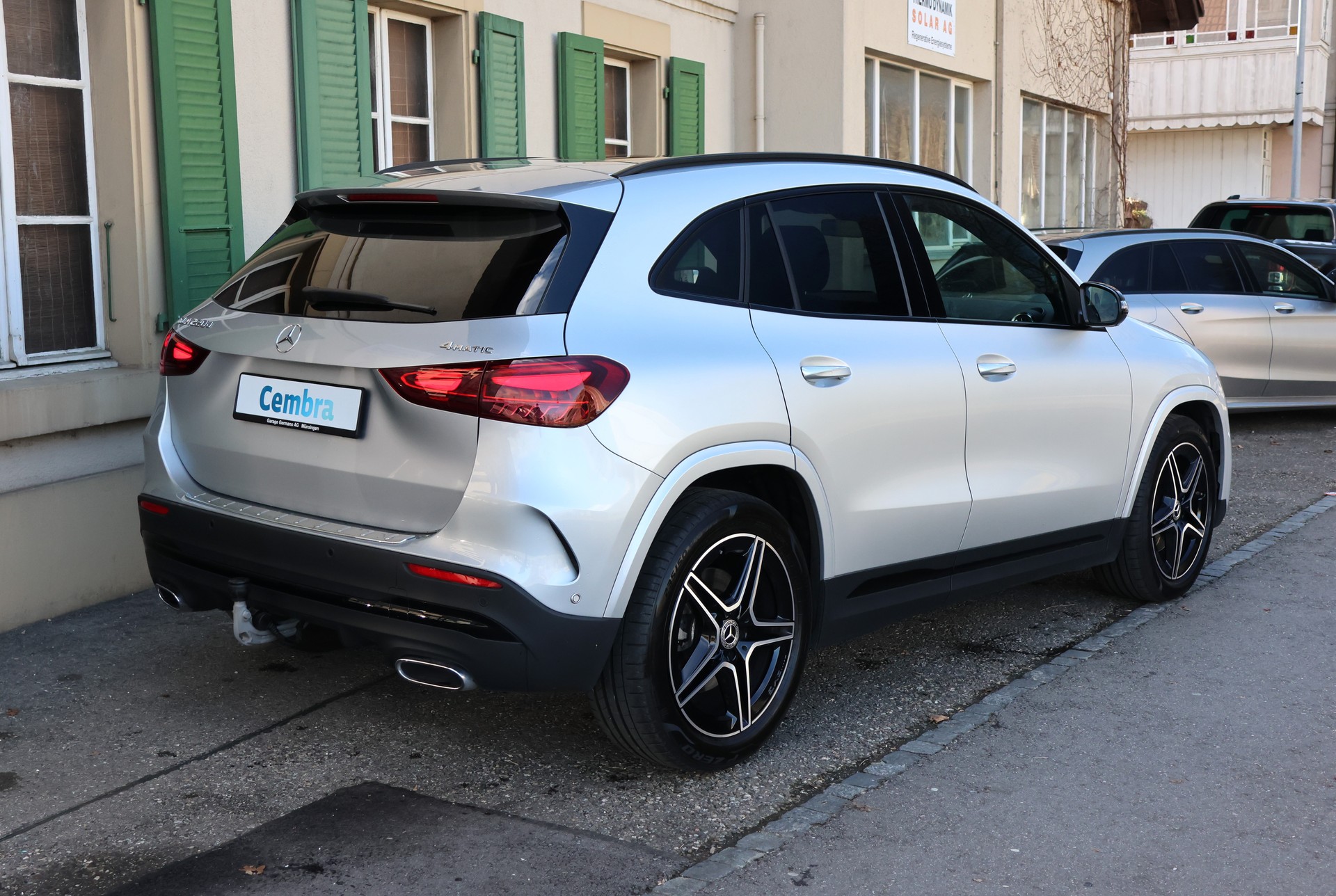 MERCEDES-BENZ GLA 220d 4Matic 8G-DCT-image-6
