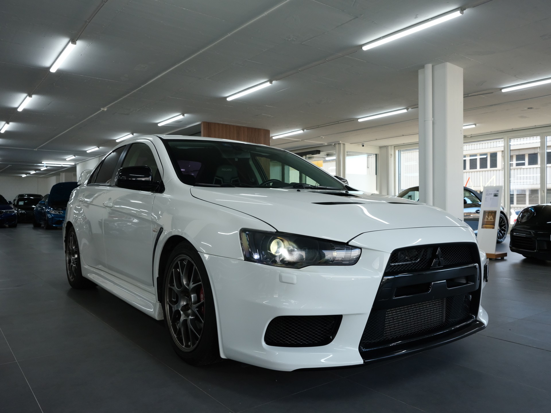 MITSUBISHI Evo X MR Arashi TC-SST-showroom-element-1