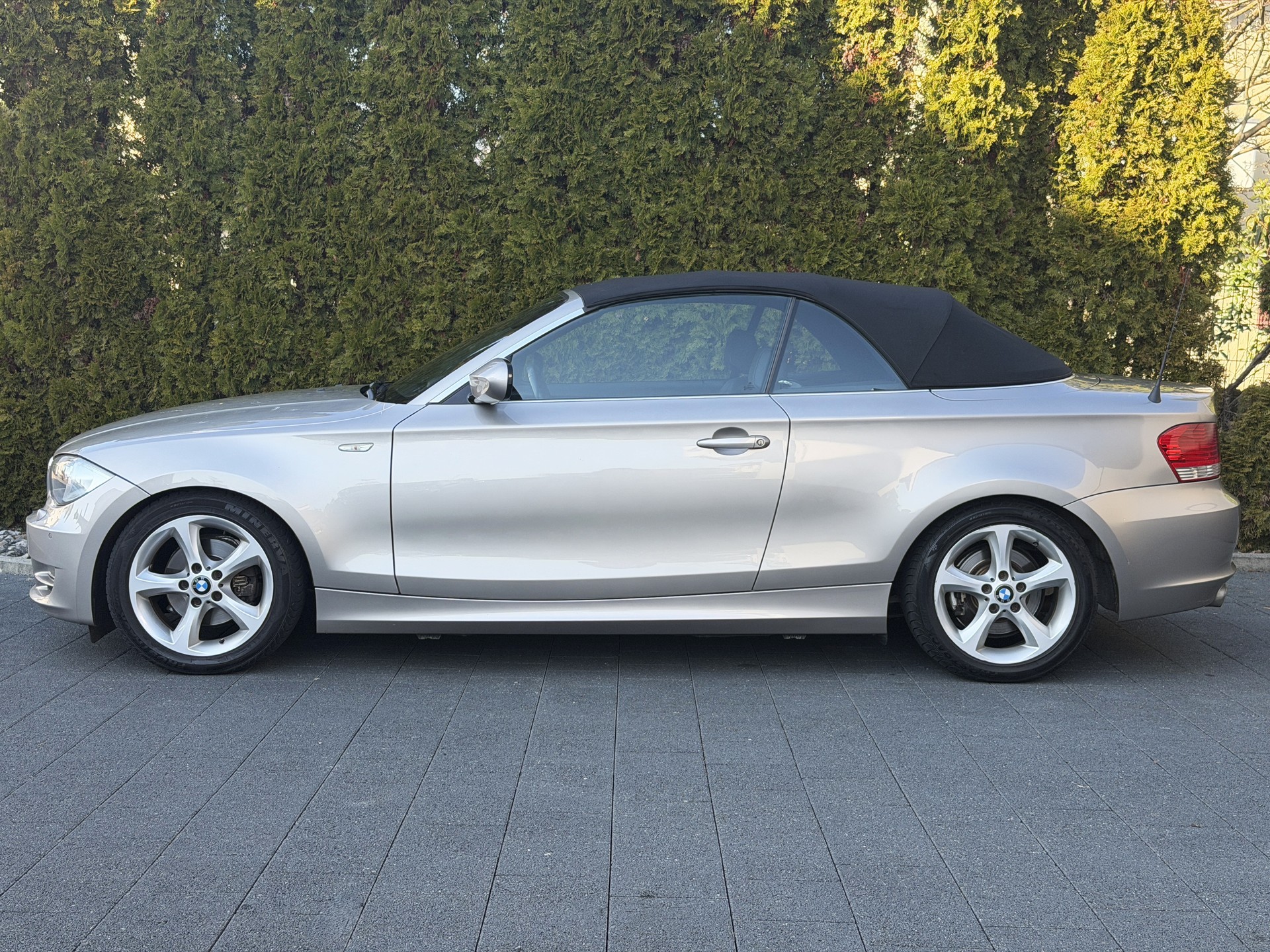 BMW 125i Cabrio Steptronic-image-10