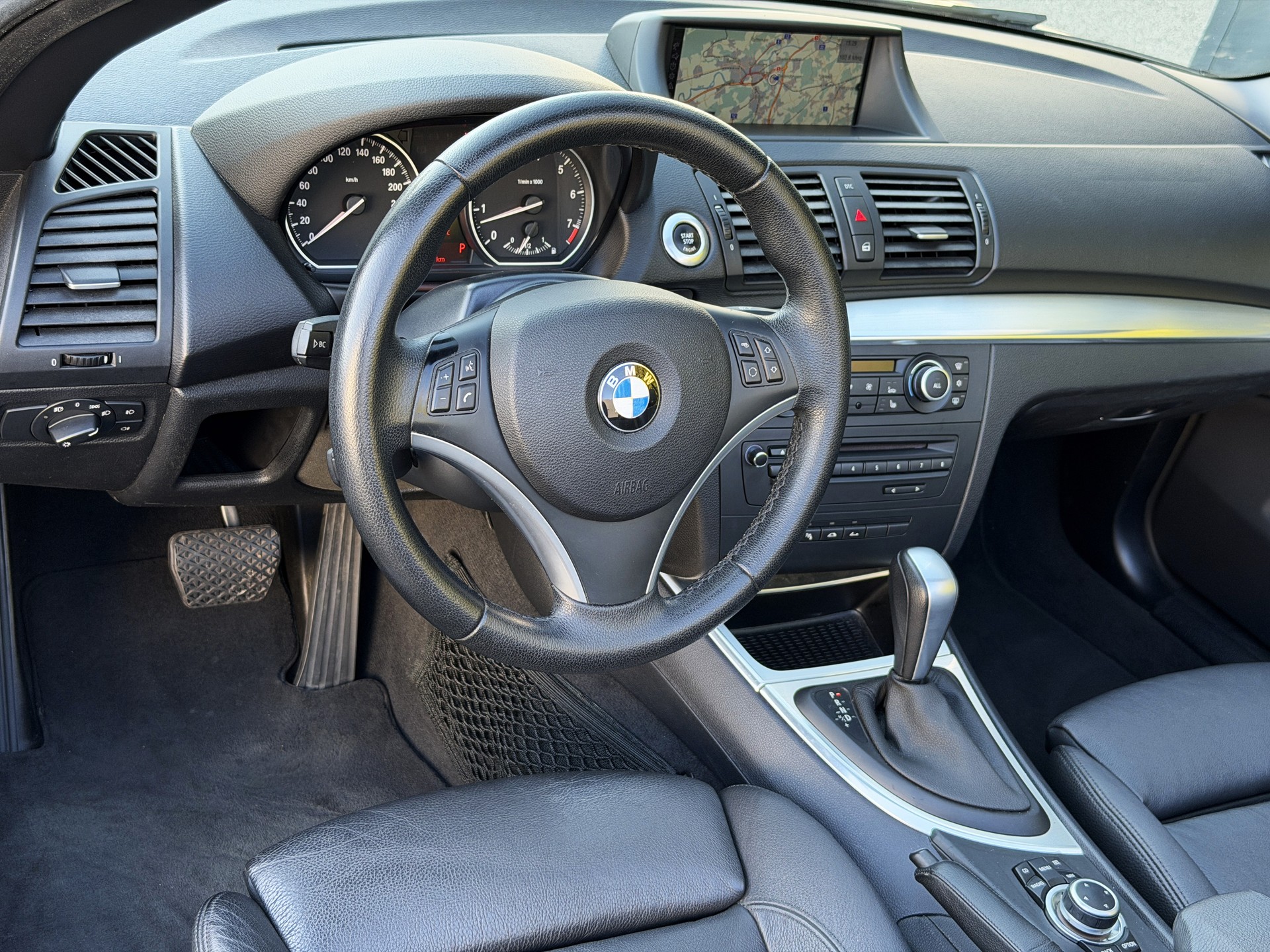BMW 125i Cabrio Steptronic-image-19
