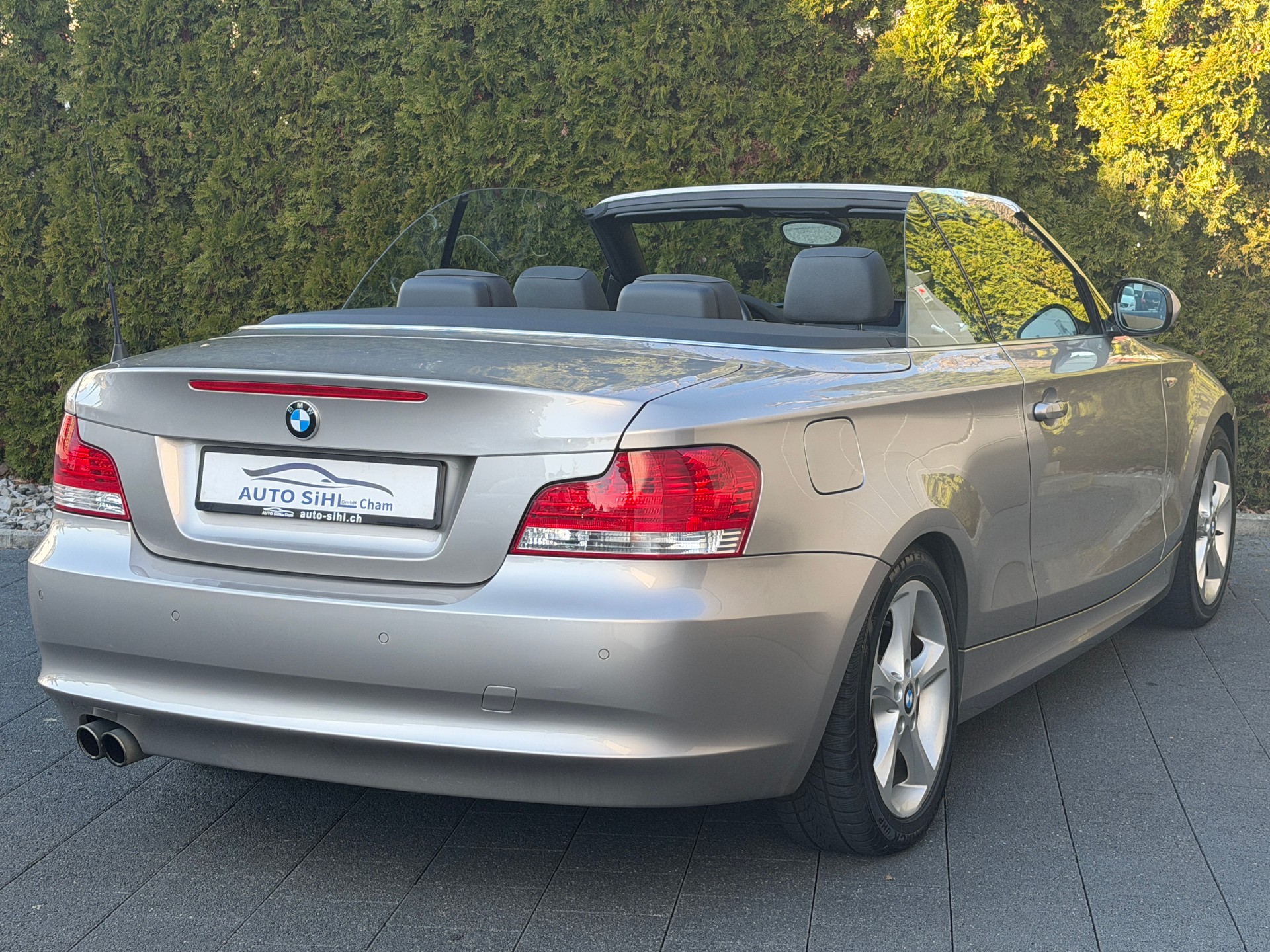 BMW 125i Cabrio Steptronic-image-16