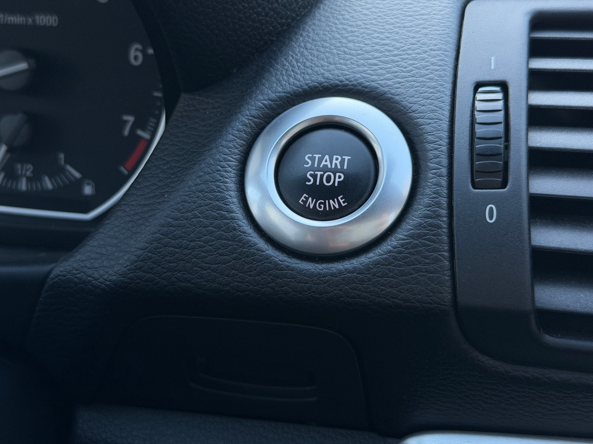 BMW 125i Cabrio Steptronic-image-22