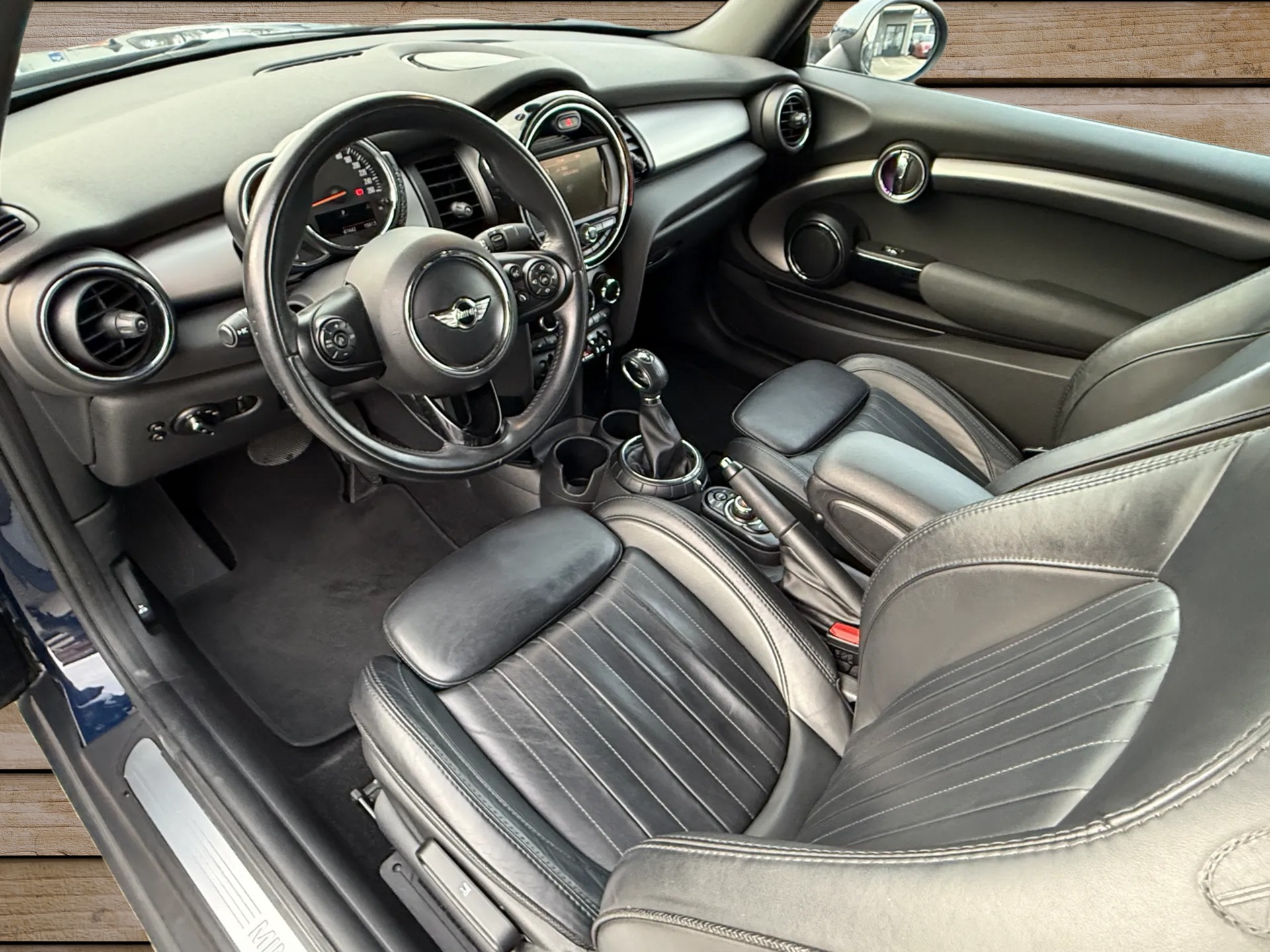 MINI Cooper Cabriolet Steptronic-image-11