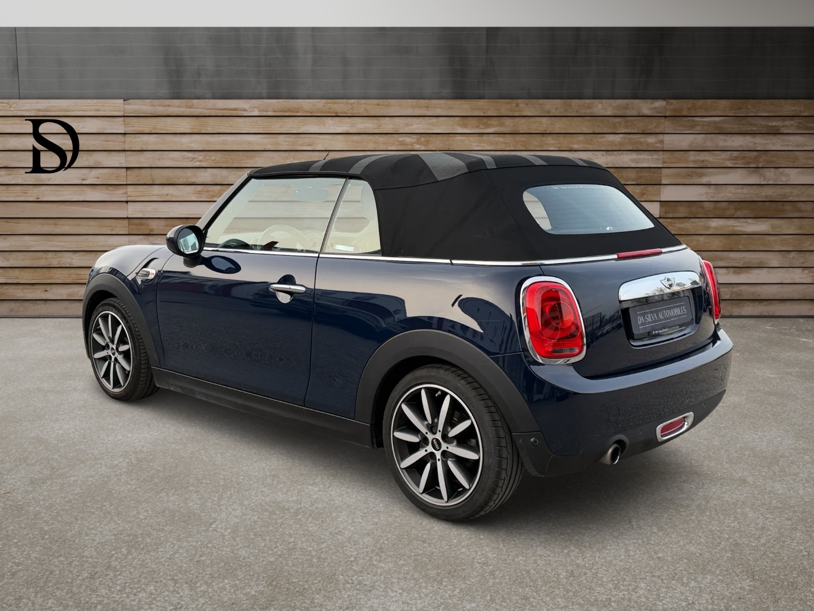 MINI Cooper Cabriolet Steptronic-image-5