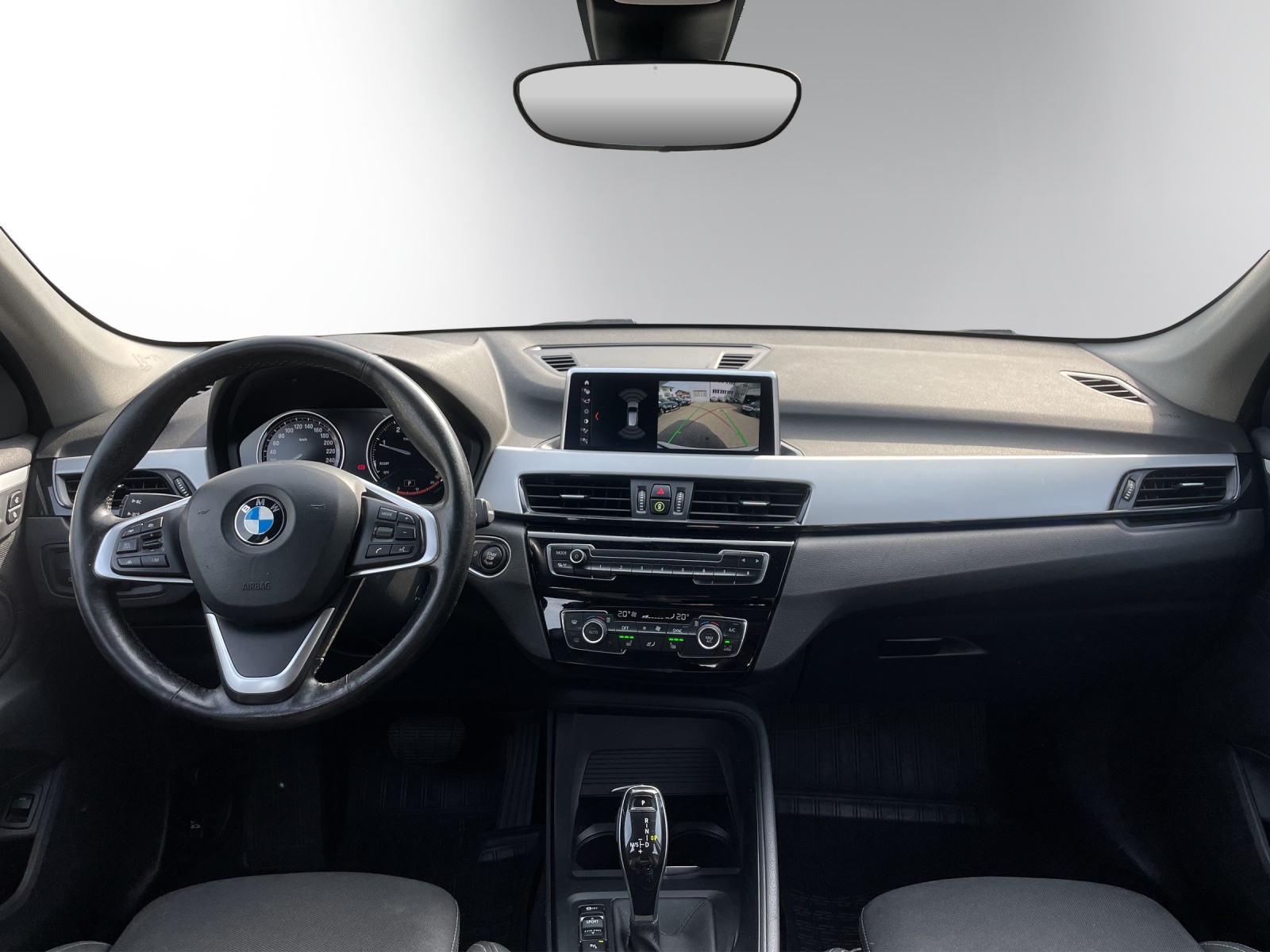 BMW X1 xDrive 18d Steptronic-image-13