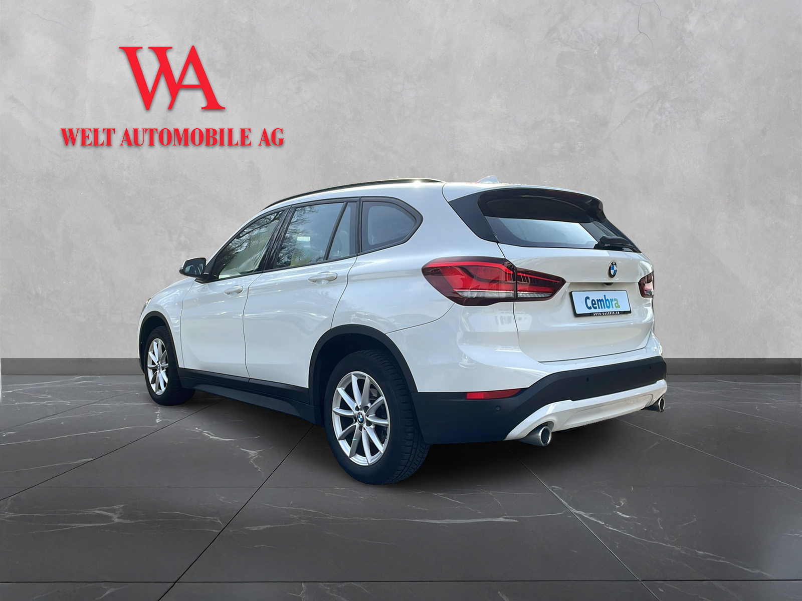BMW X1 xDrive 18d Steptronic-showroom-element-2