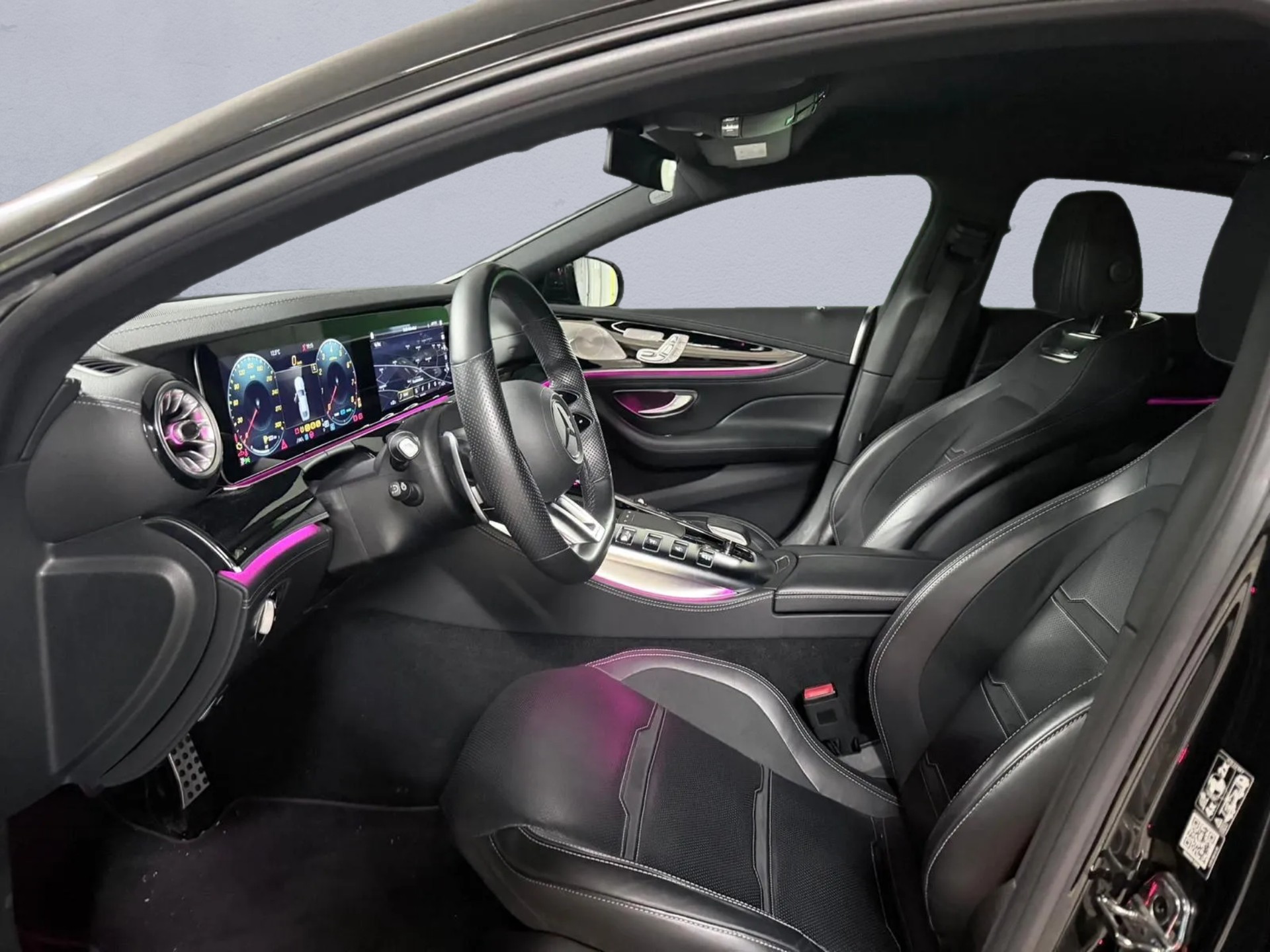 MERCEDES-BENZ AMG GT 4 43 AMG Premium Plus Speedshift MCT-image-9