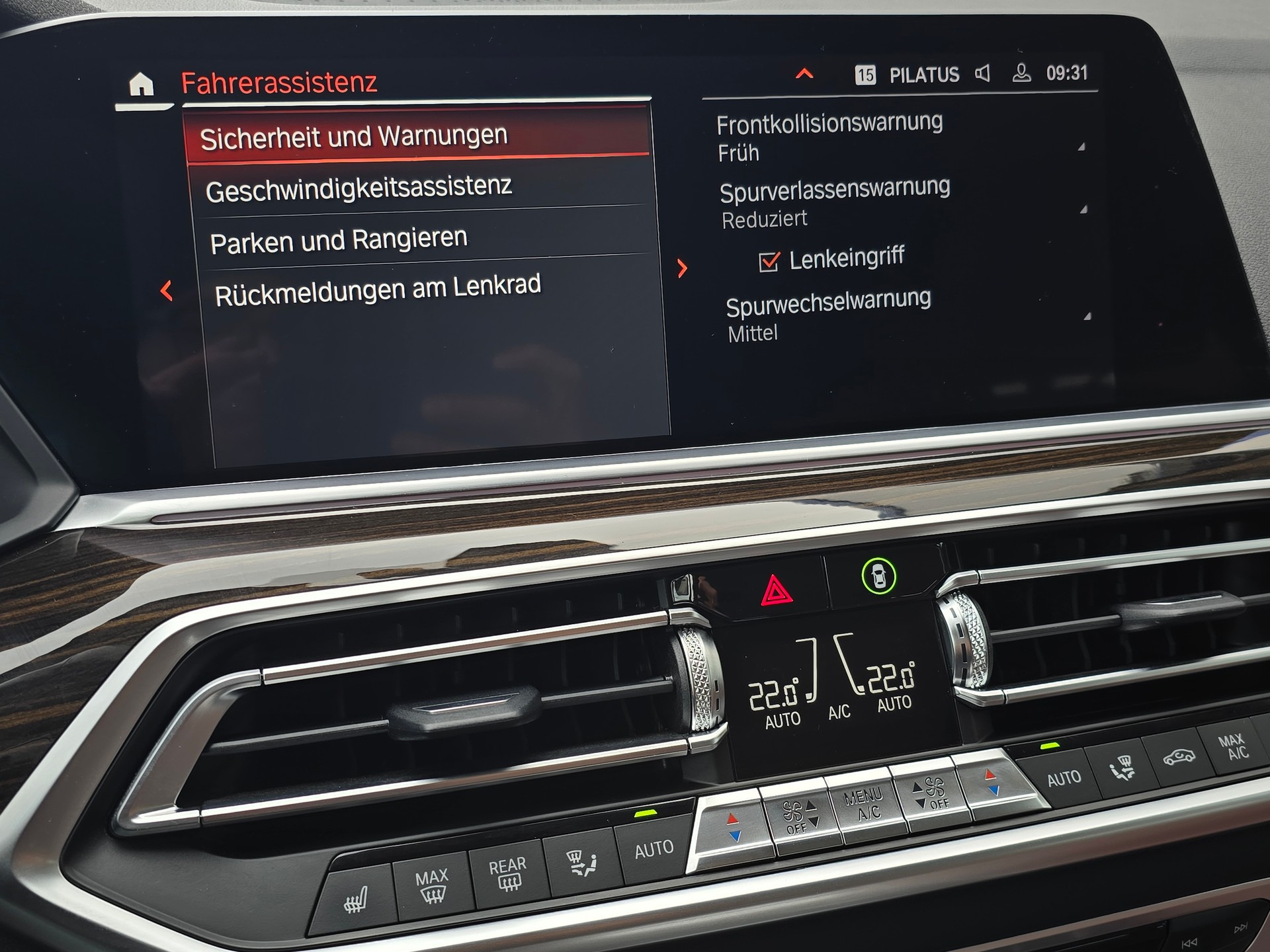 BMW X5 xDrive 30d Steptronic-image-17