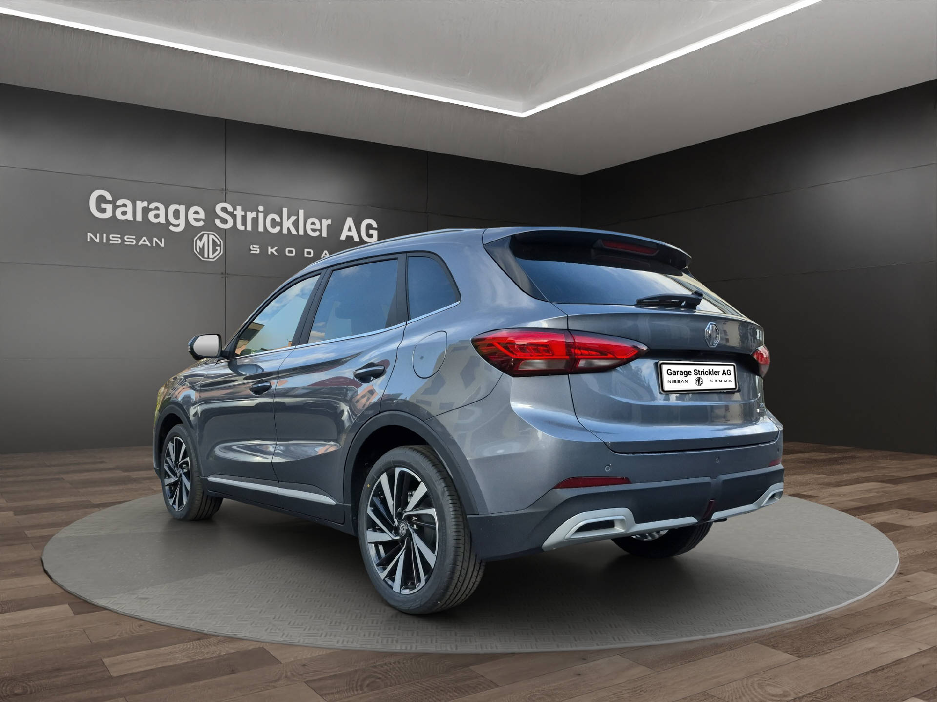 MG ZS 1.5 Hybrid+ Luxury-showroom-element-2